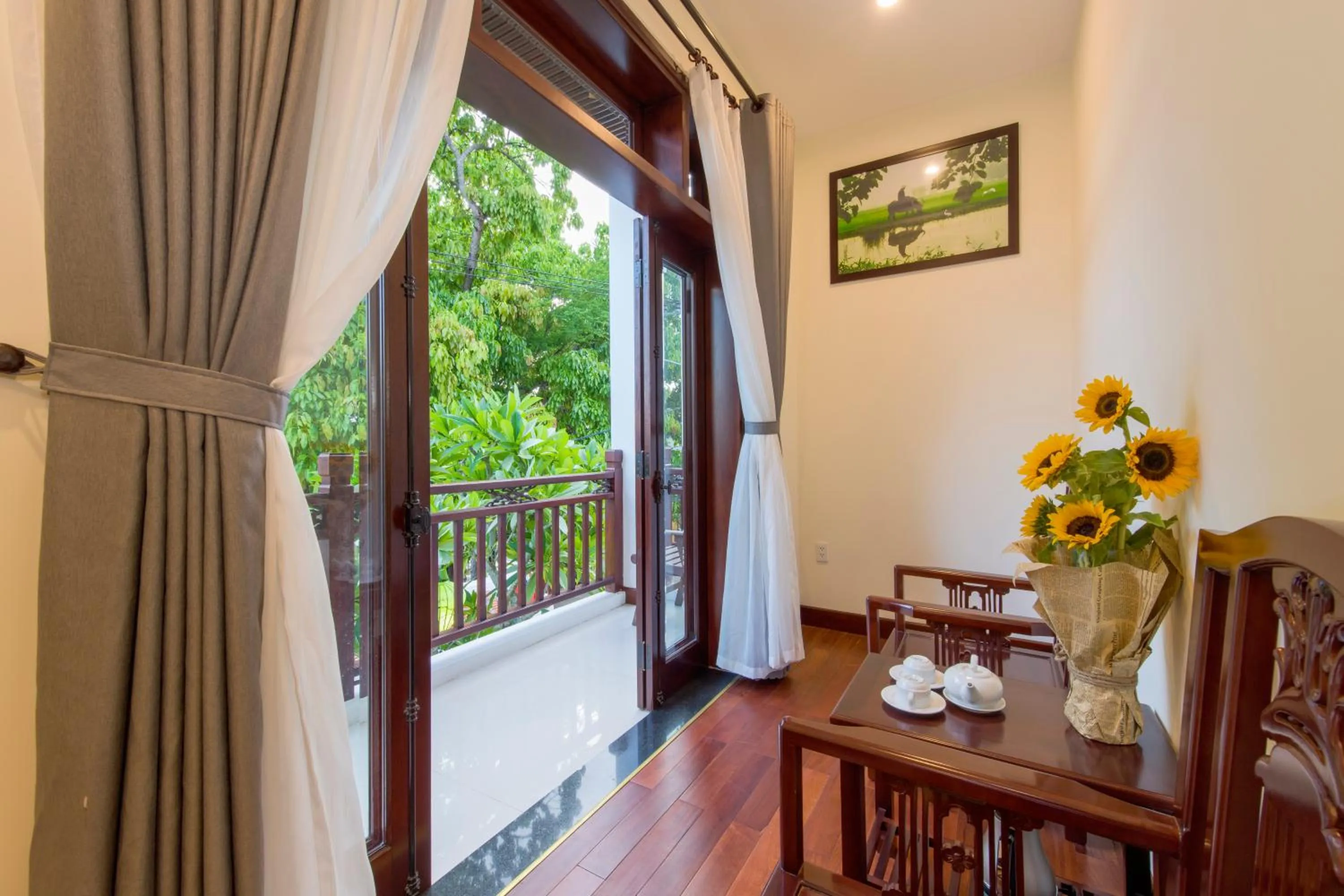 Day in Green Hill Villa