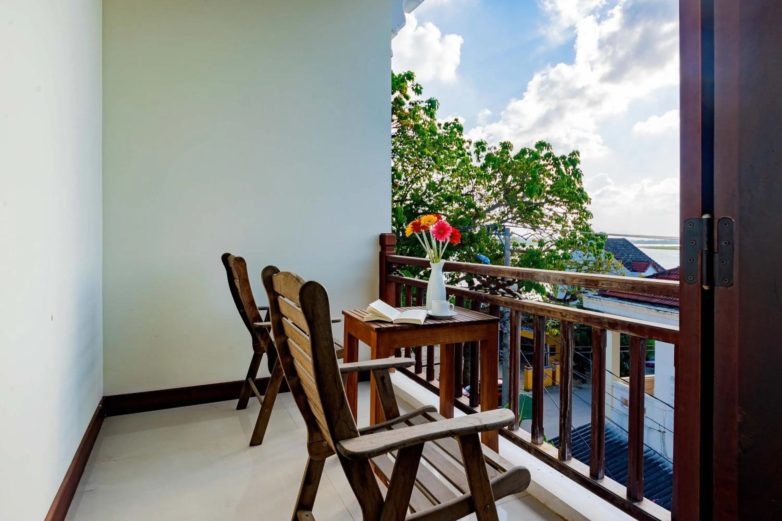 Balcony/Terrace in Green Hill Villa
