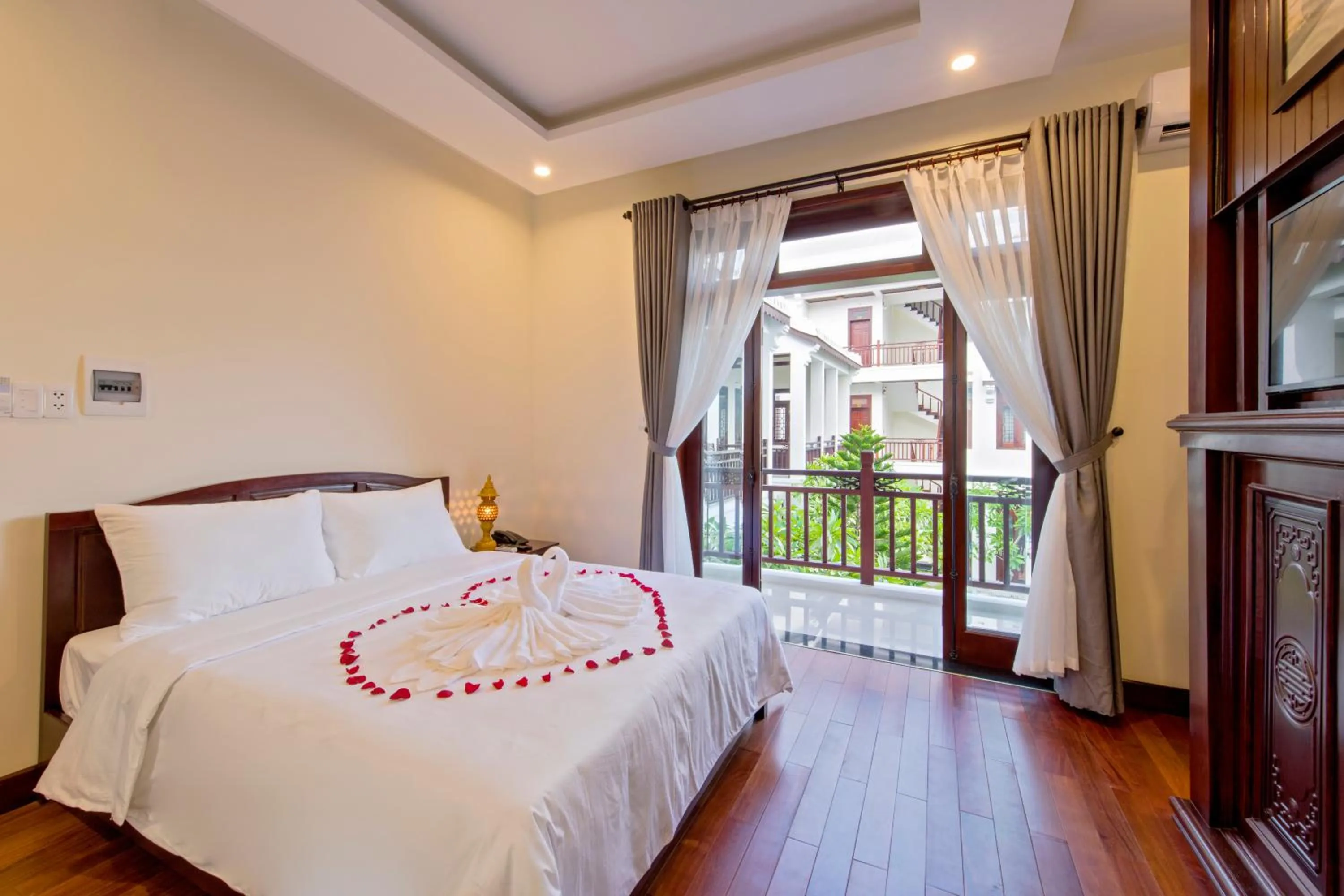 Bed in Green Hill Villa