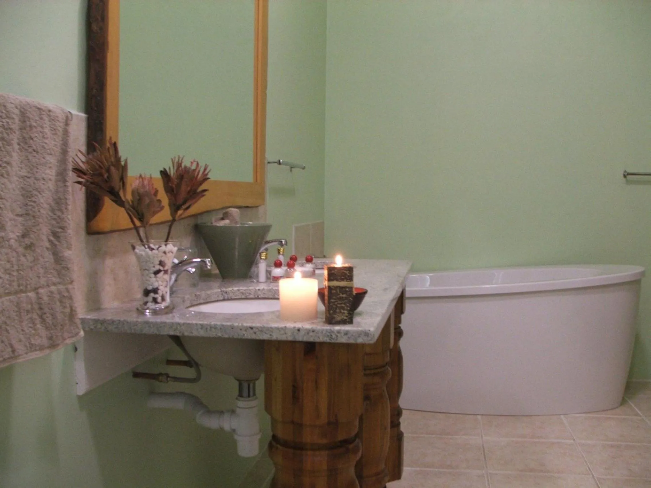 Bathroom in Angler and Antelope Guesthouse