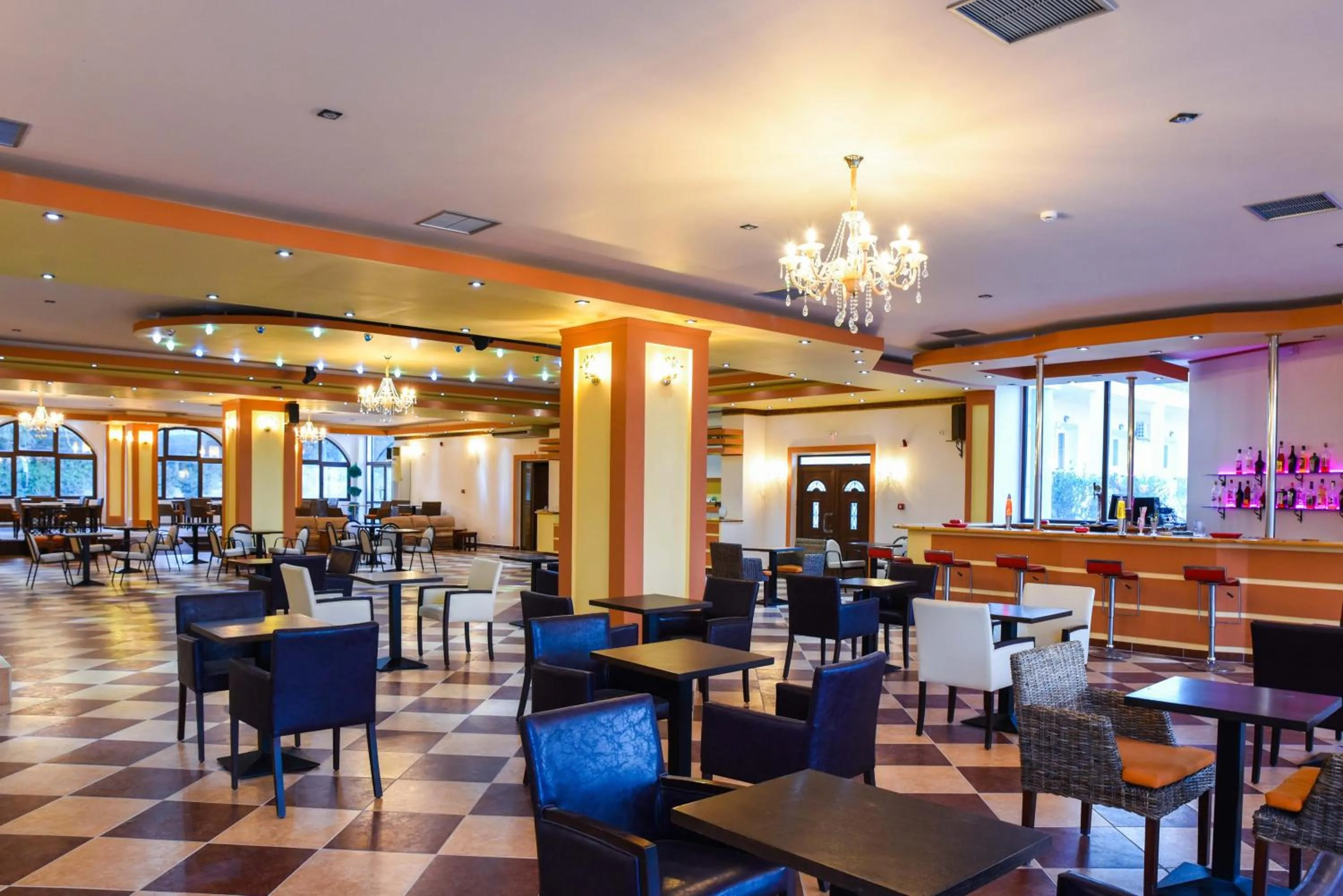 Communal lounge/ TV room in Chrysoula Hotel