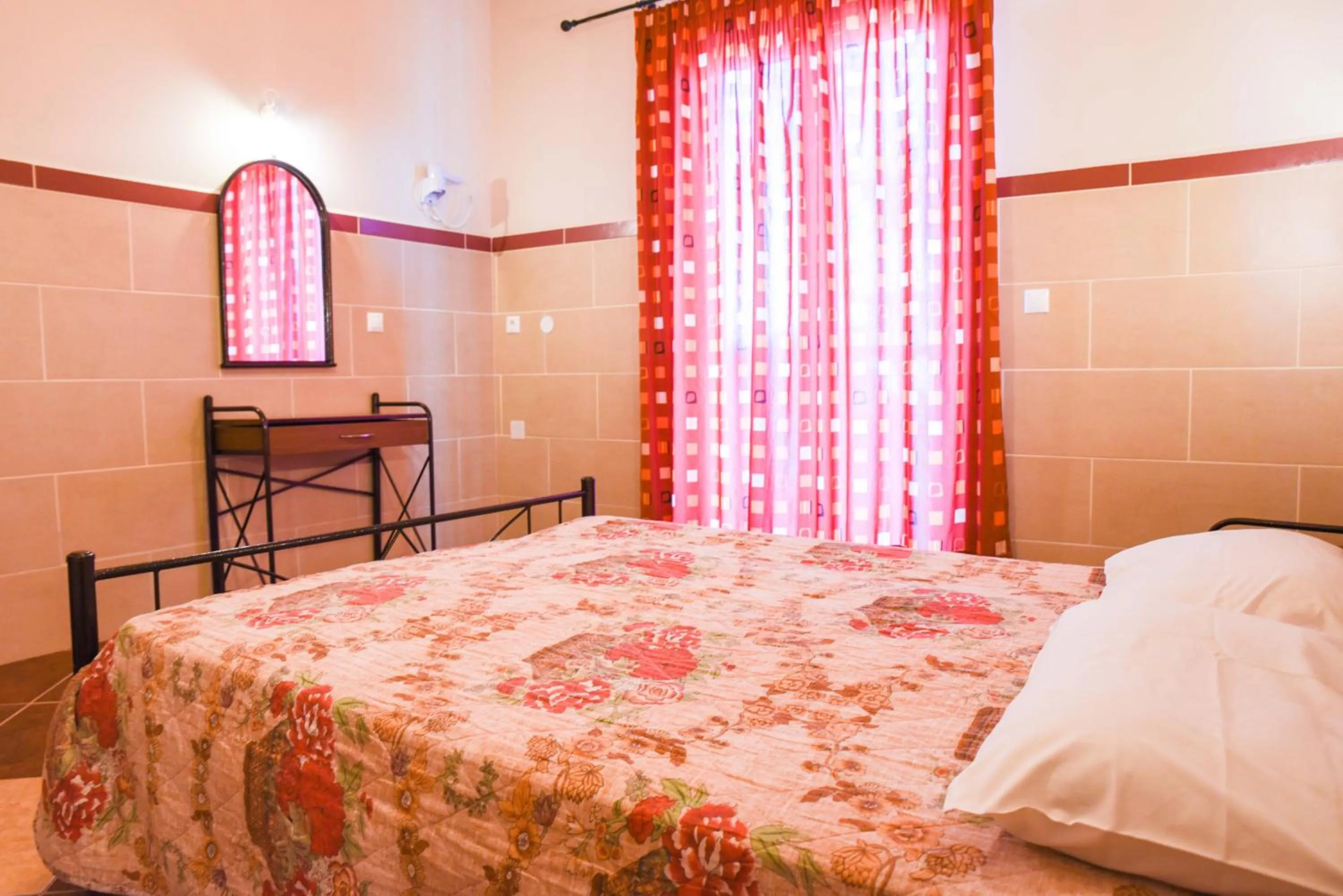 Bedroom, Bed in Chrysoula Hotel