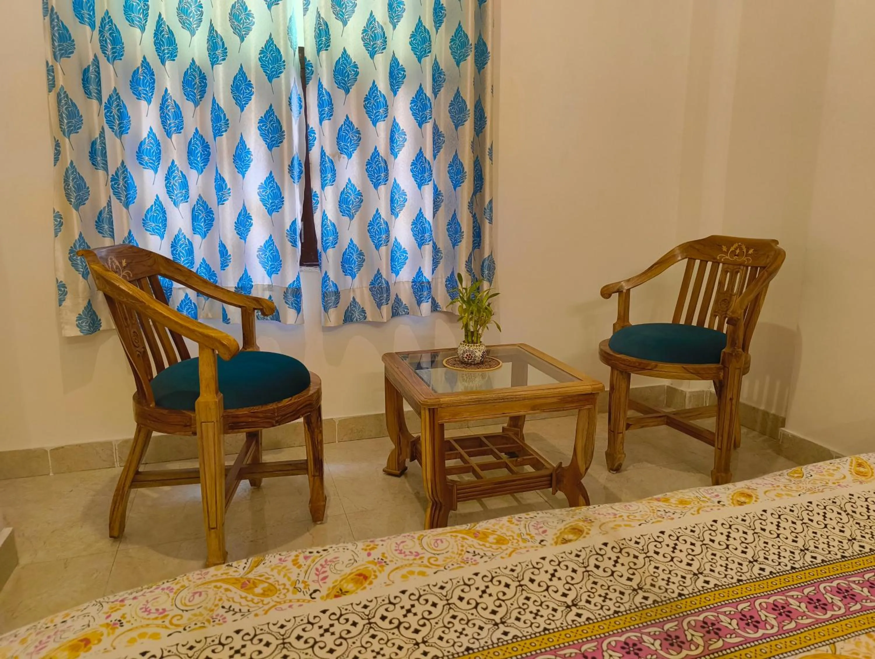 Rising Shemesh Home Stay