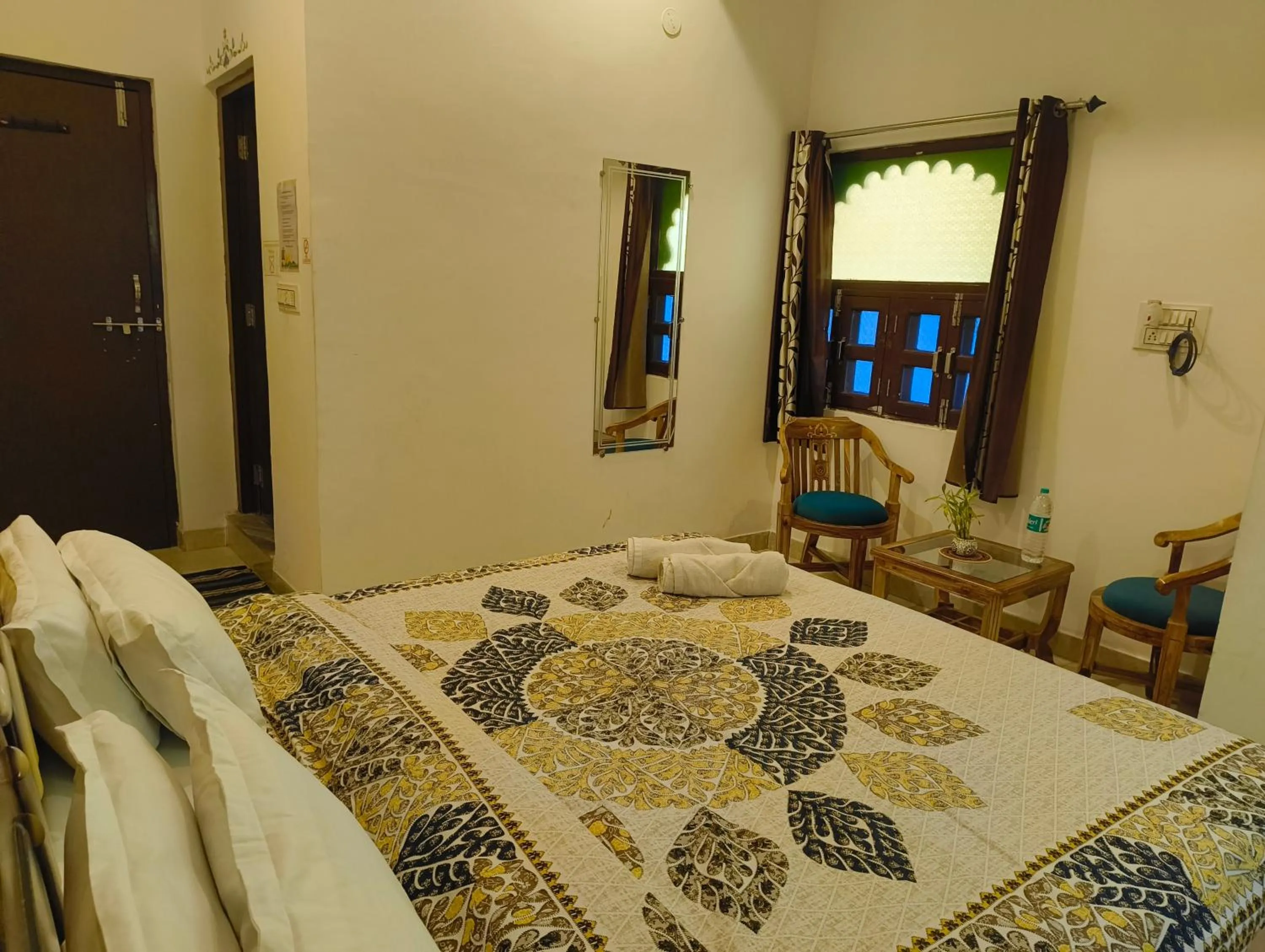Bed in Rising Shemesh Home Stay