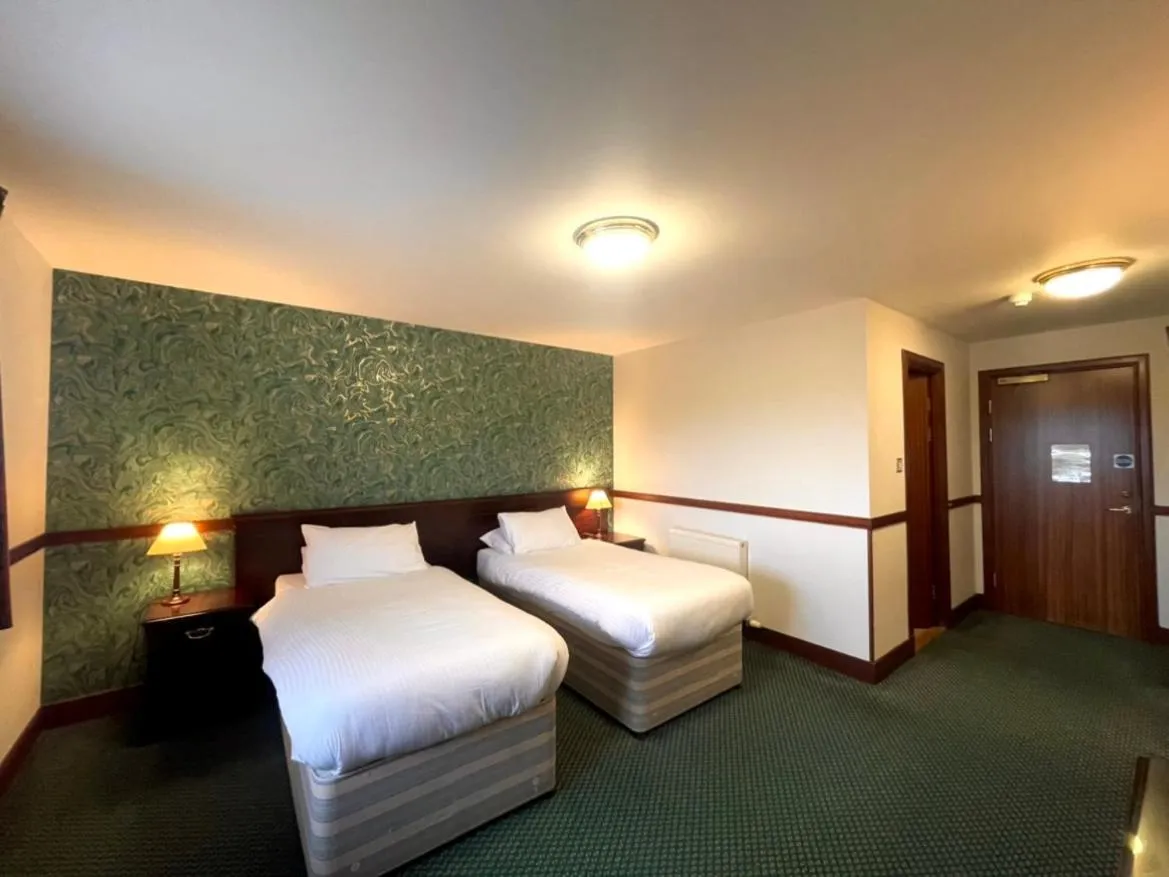 The Weigh Inn Hotel & Lodges