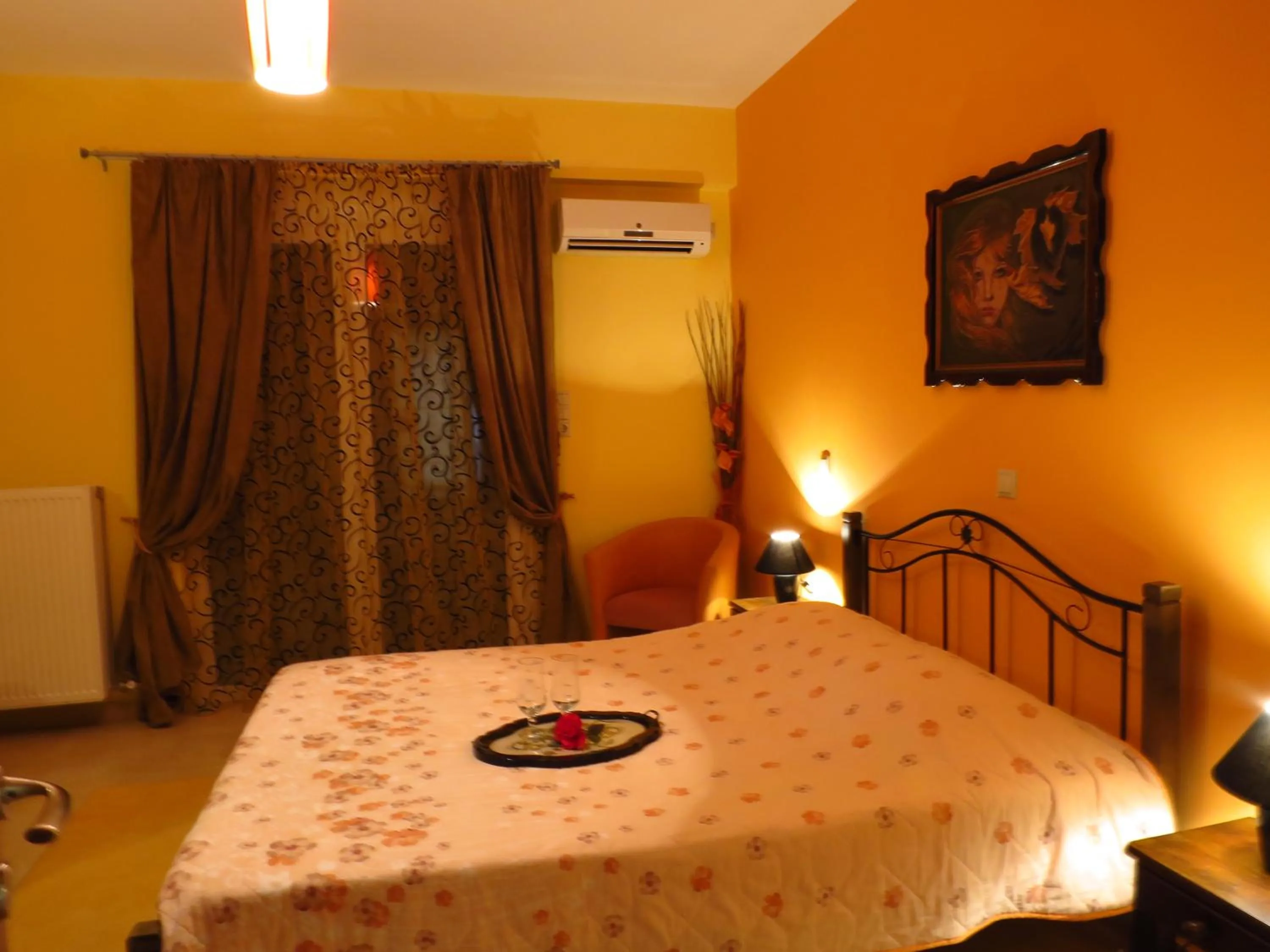 Bed in Villa Christine - Maisonettes with fireplace