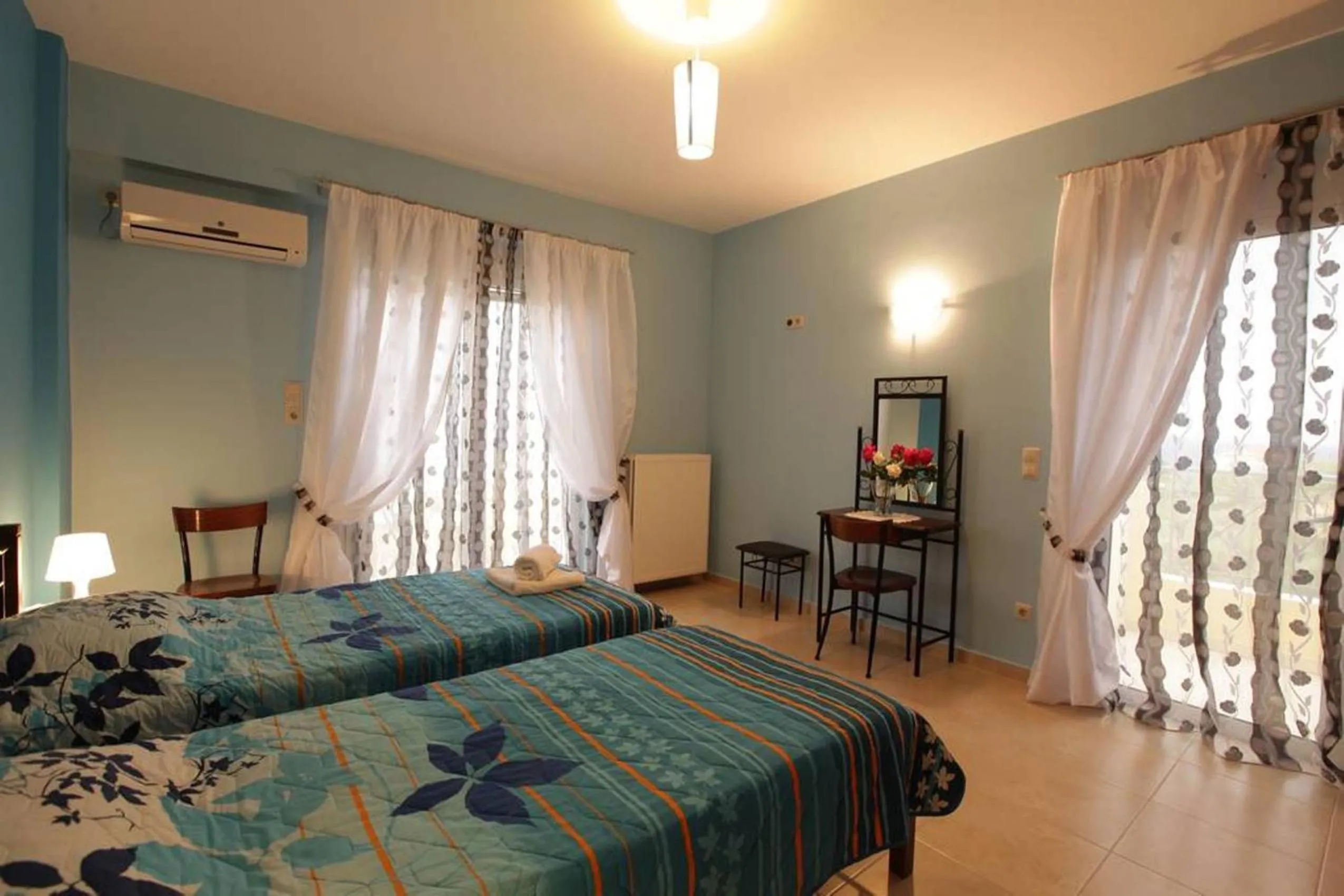 Bed in Villa Christine - Maisonettes with fireplace