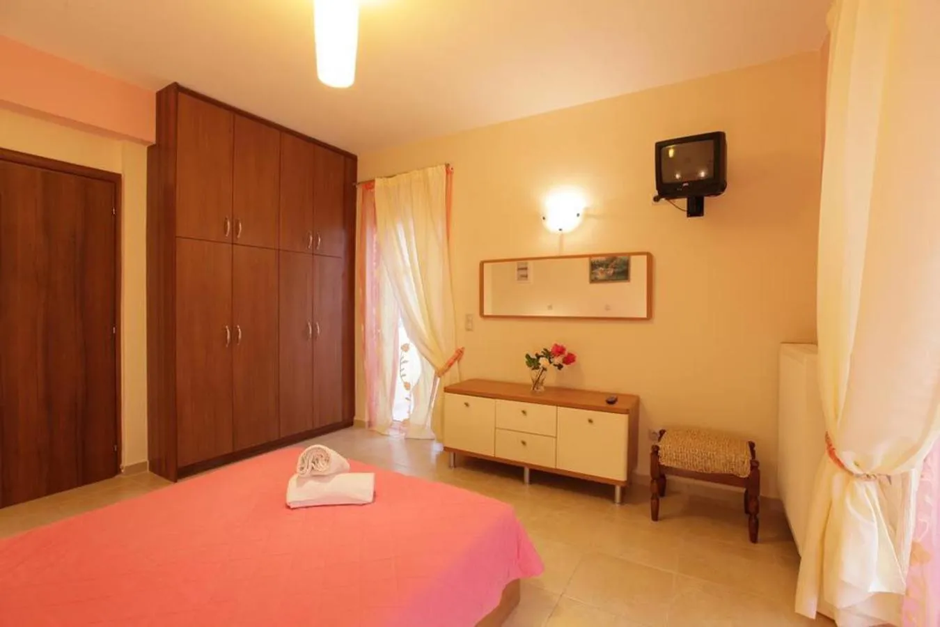 Bedroom, Bed in Villa Christine - Maisonettes with fireplace