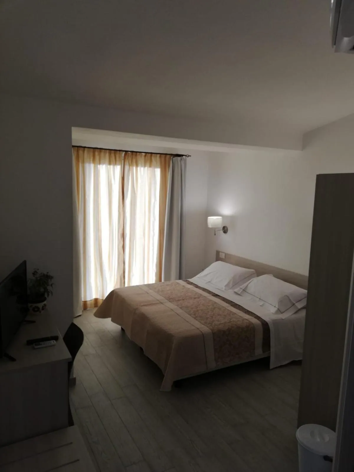 Economy Double or Twin Room in Bentus B&B