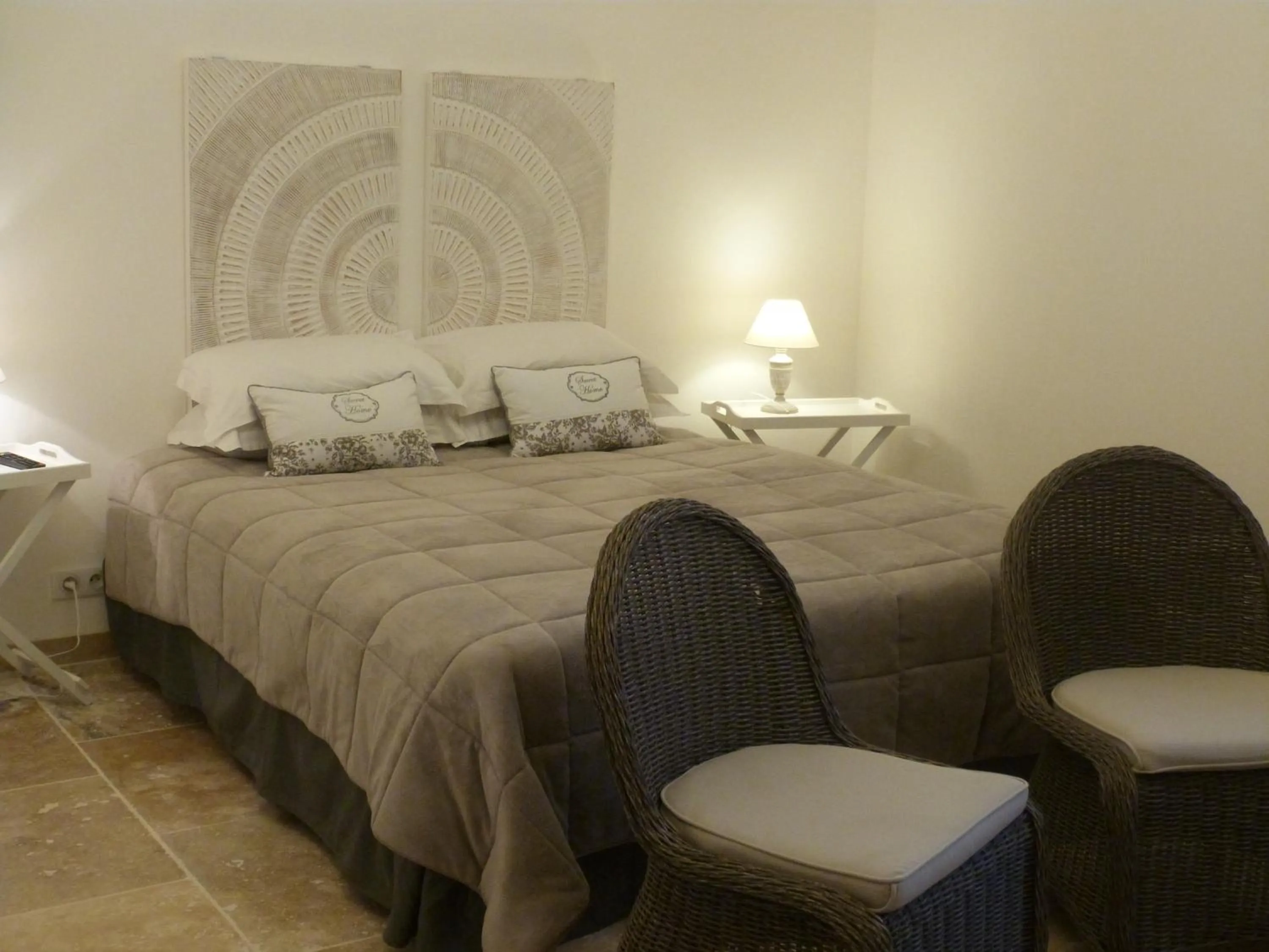 Bed in Chambres d'hotes Le Plassalou