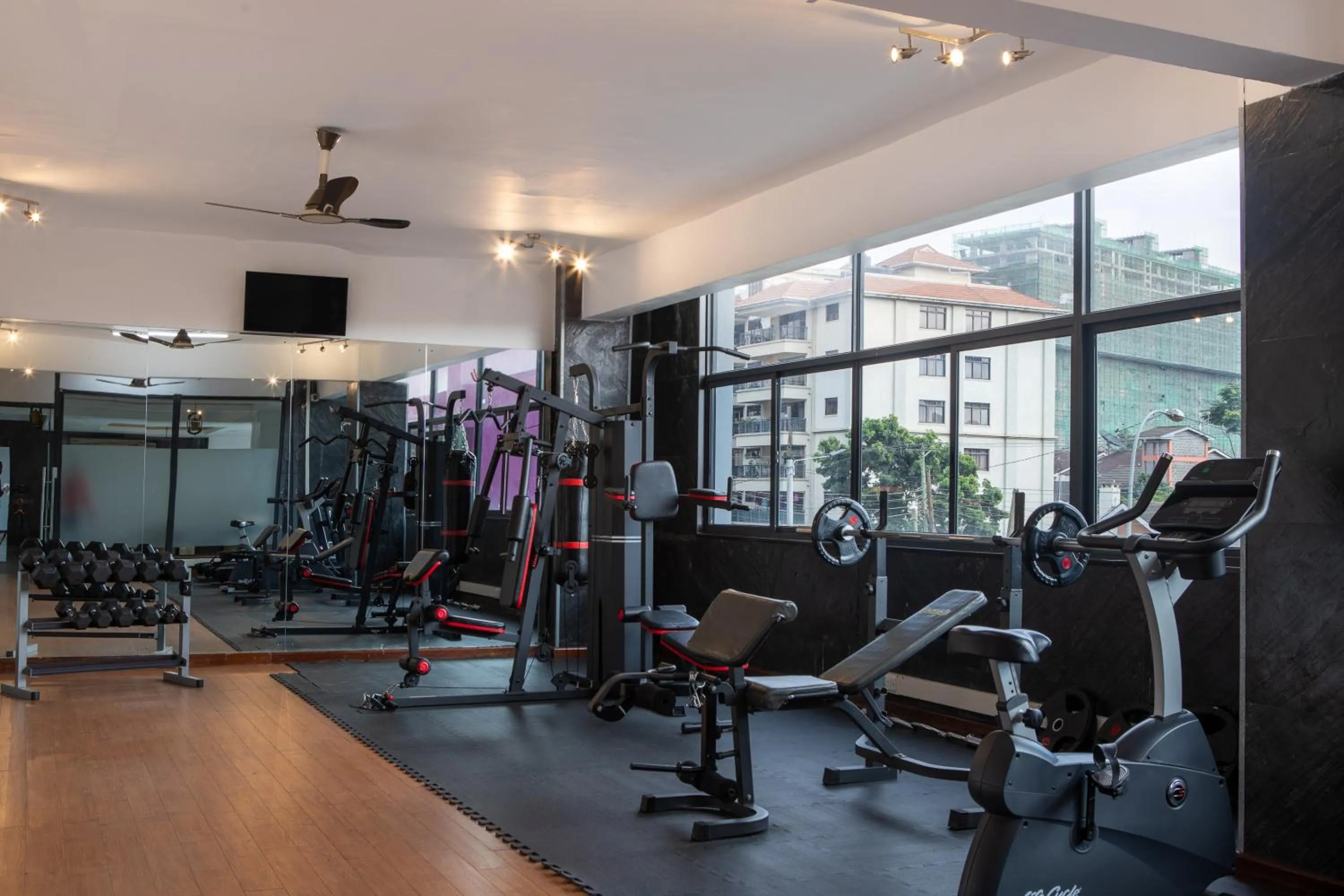 Fitness centre/facilities in The Emory Hotel