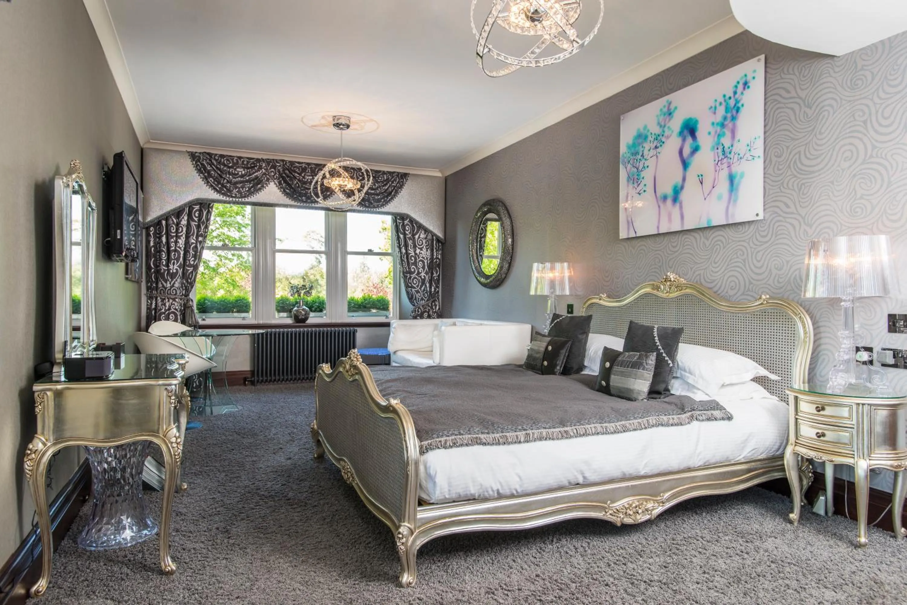 Other, Bed in Windermere Suites