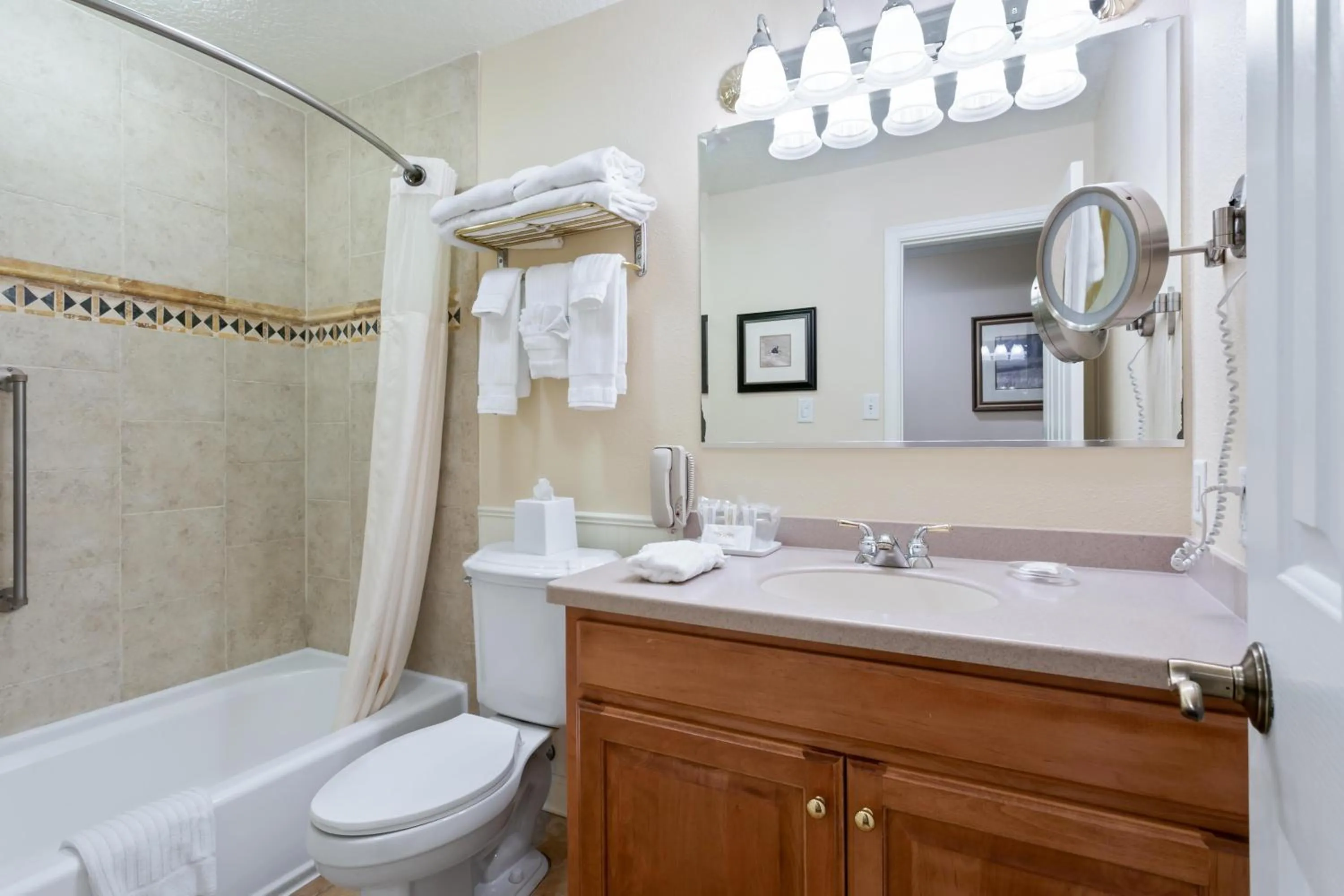 Bathroom in Kingsmill Resort