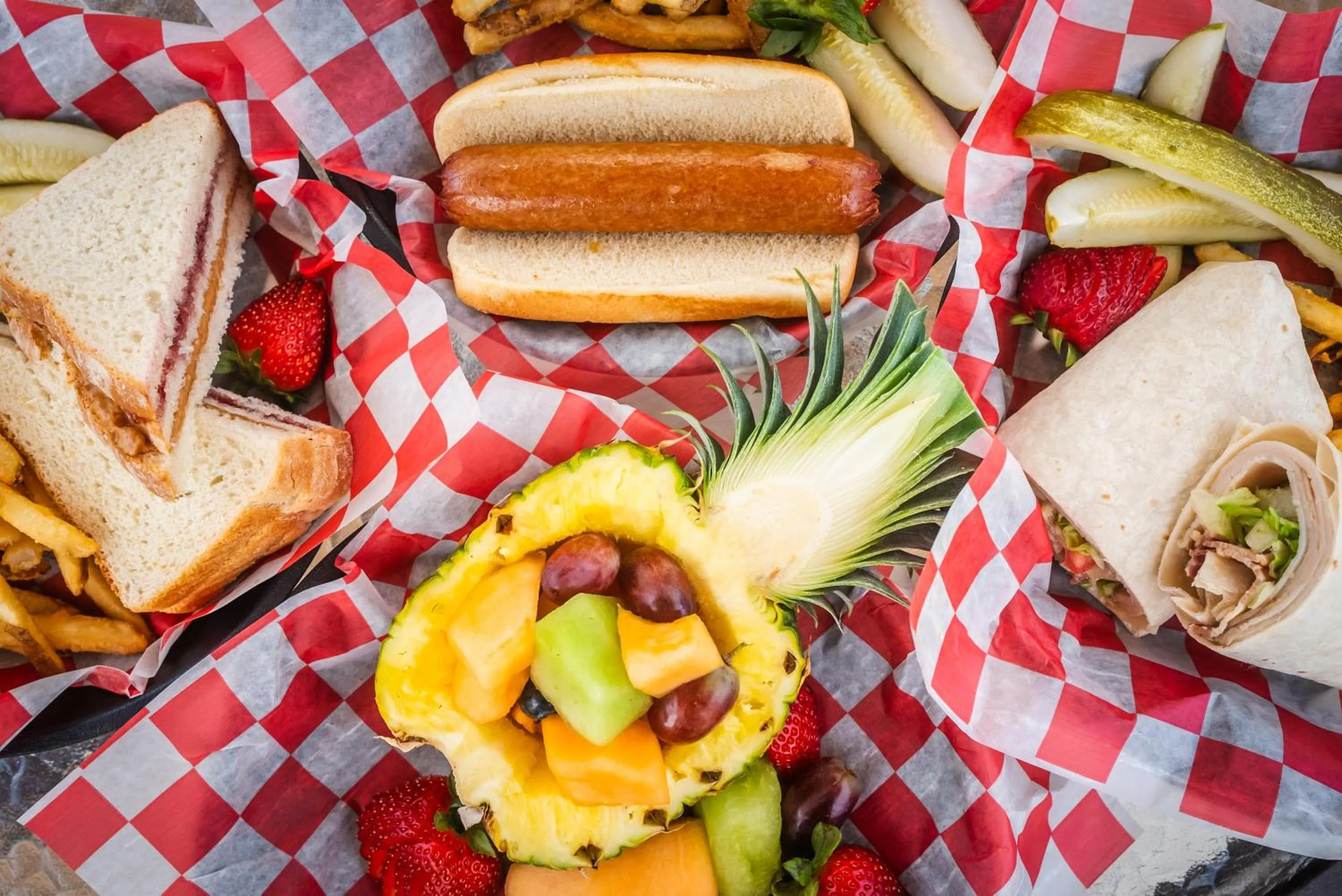 Food and drinks in Kingsmill Resort