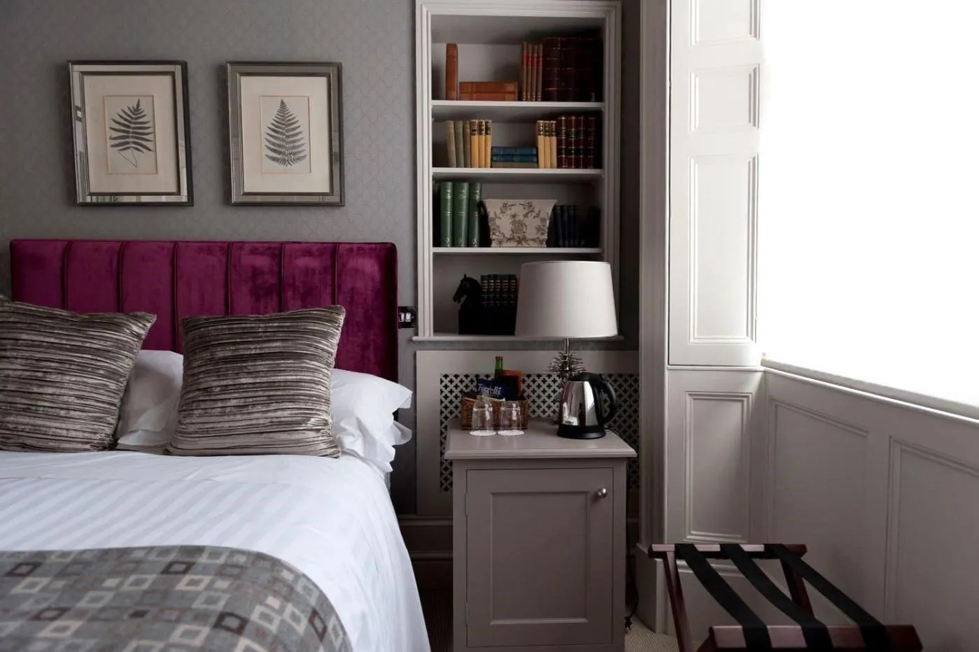 Shower, Bed in Castle House Hotel