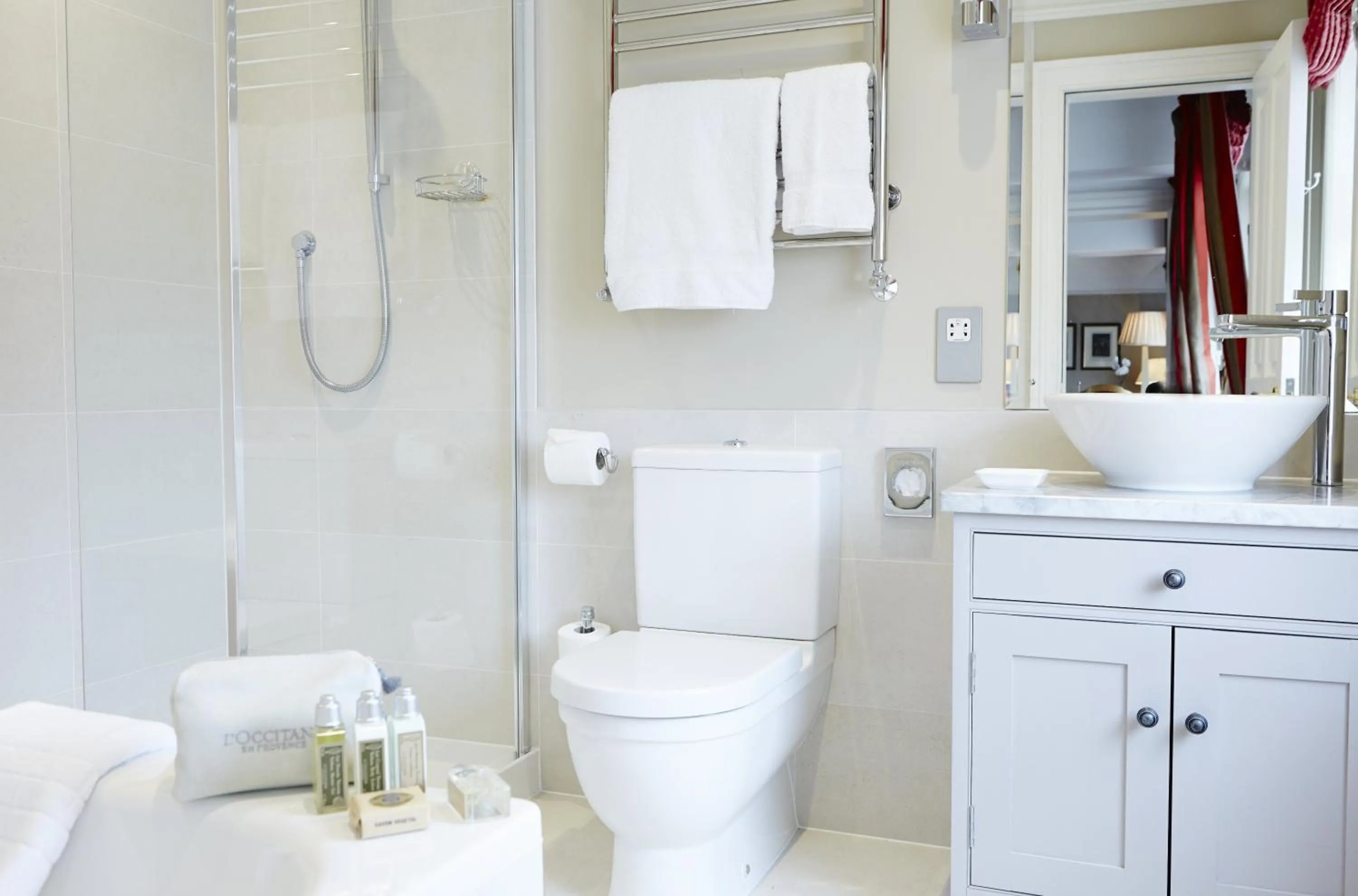 Shower in Castle House Hotel