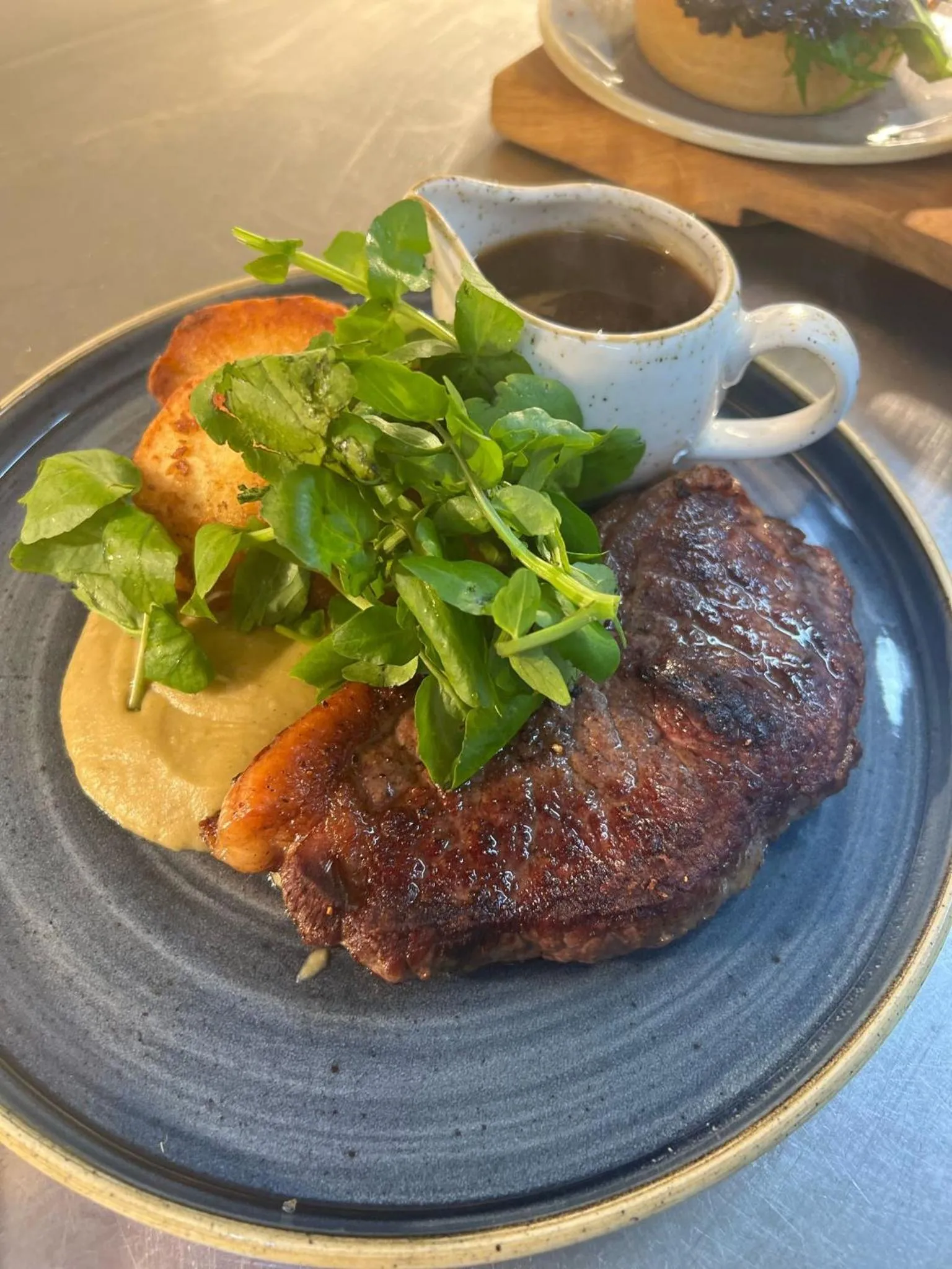 Restaurant/places to eat in Castle House Hotel