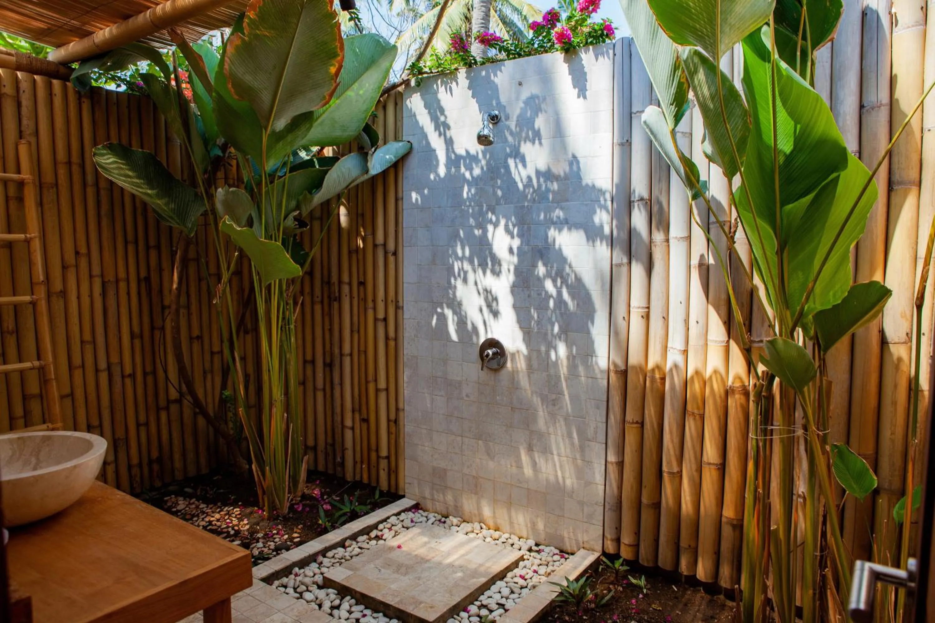 Shower in Gili Tenda