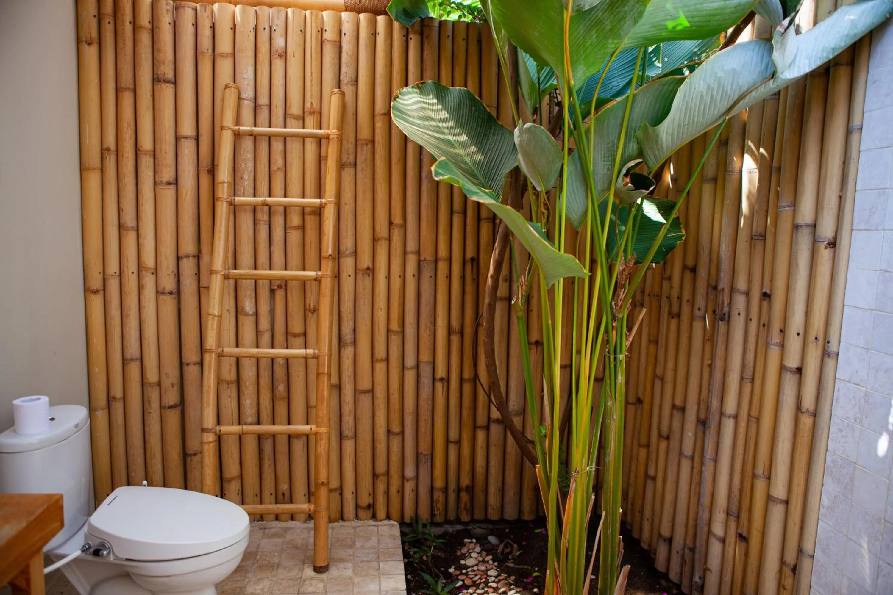 Bathroom in Gili Tenda