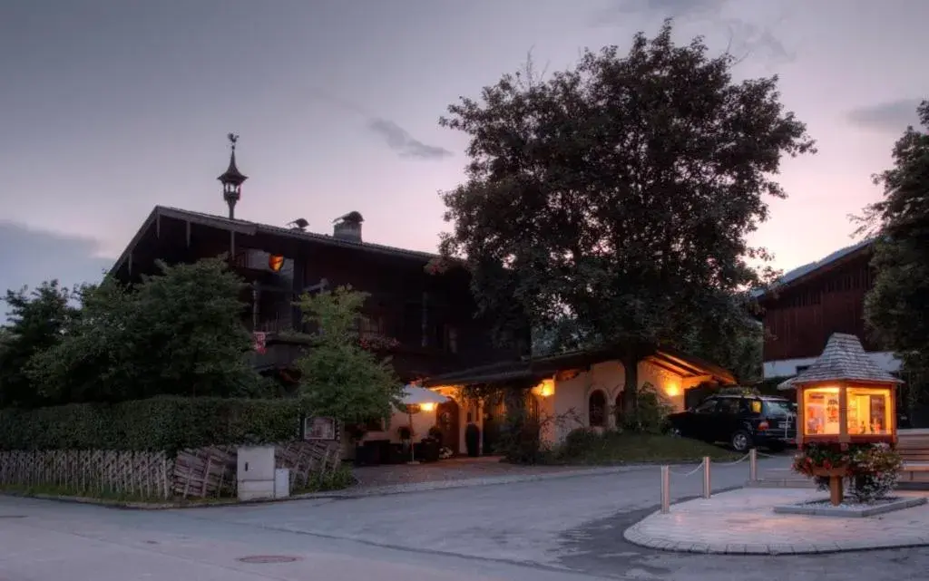 Appartement Pension Bäckenhäusl FERIENWOHNUNGEN Chalets Hütten Komfortzimmer Appartement Pension Bäckenhäusl FERIENWOHNUNGEN Chalets Hütten Komfortzimmer