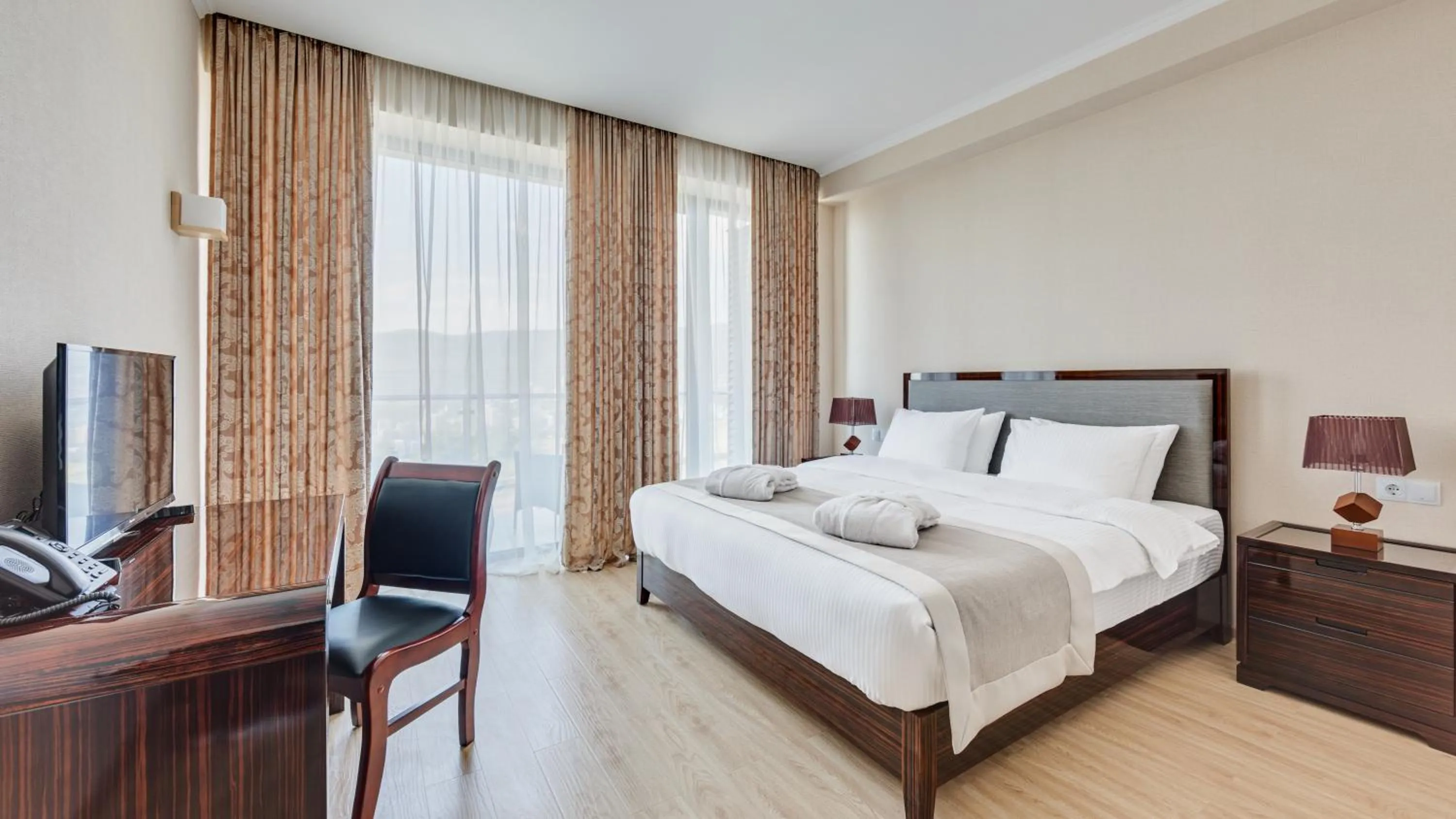 TV and multimedia, Bed in Lisi Hills Hotel