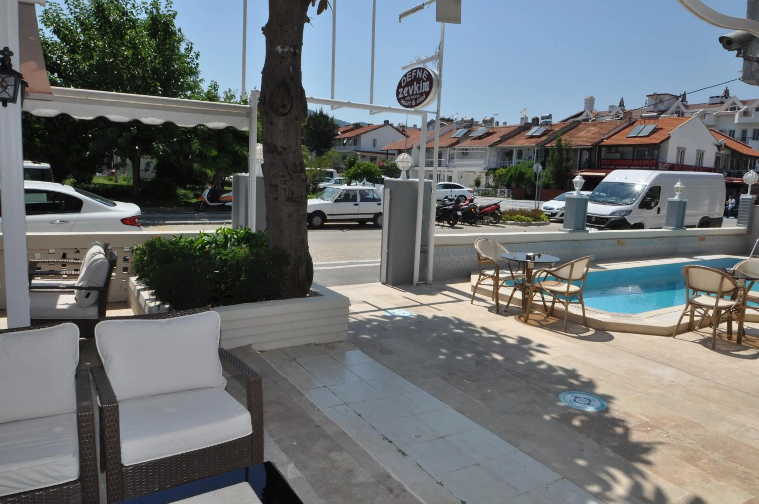 Restaurant/places to eat in Defne & Zevkim Hotel