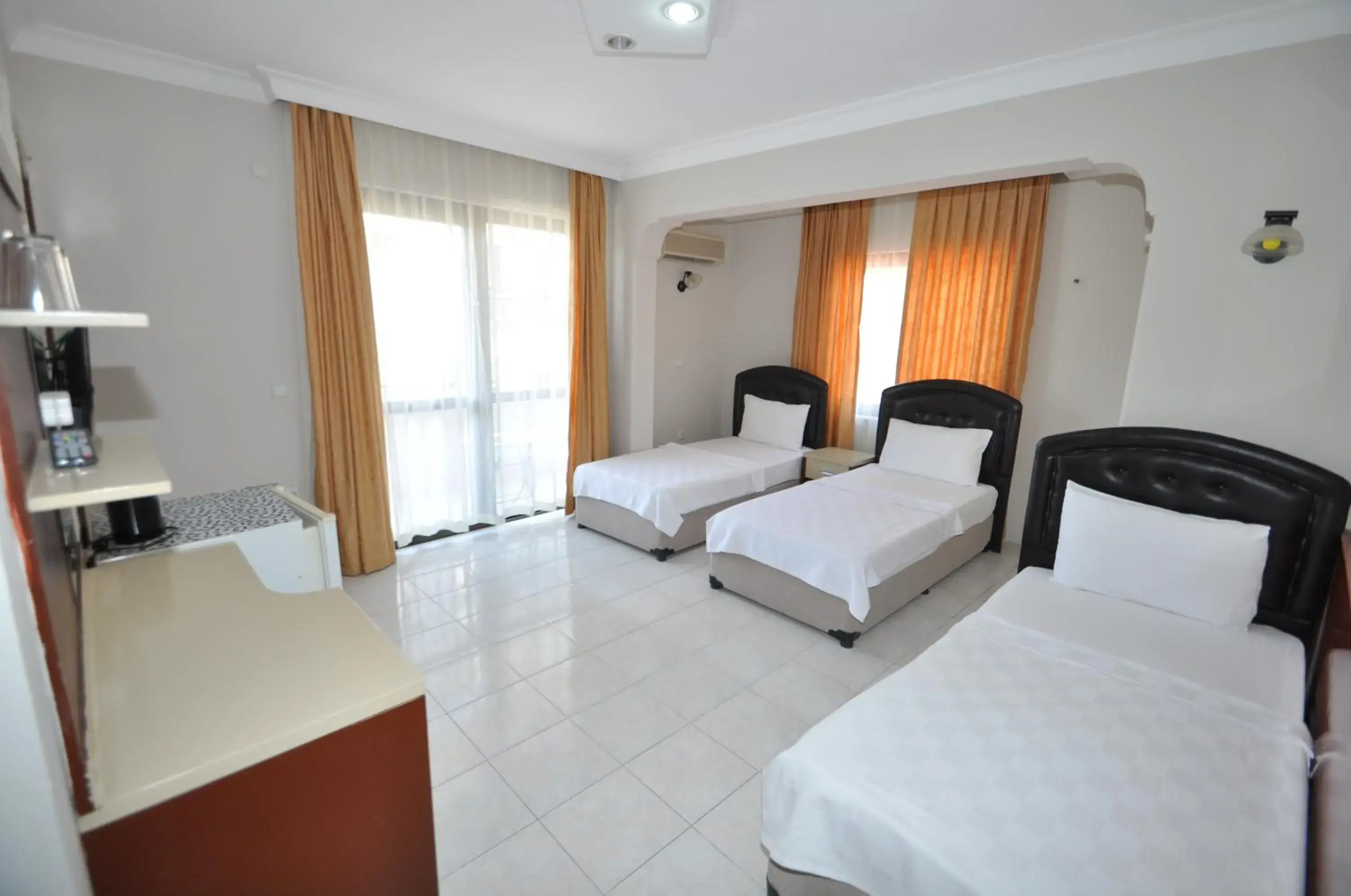 Bed in Defne & Zevkim Hotel Bed in Defne & Zevkim Hotel