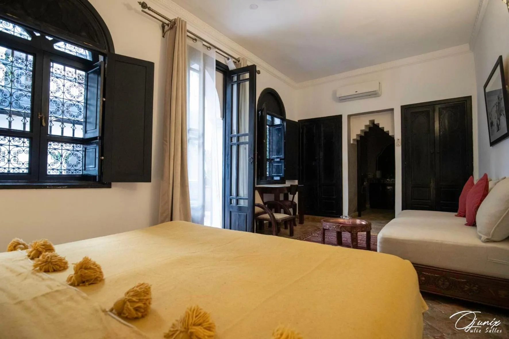 Photo of the whole room, Bed in Riad Zoraida
