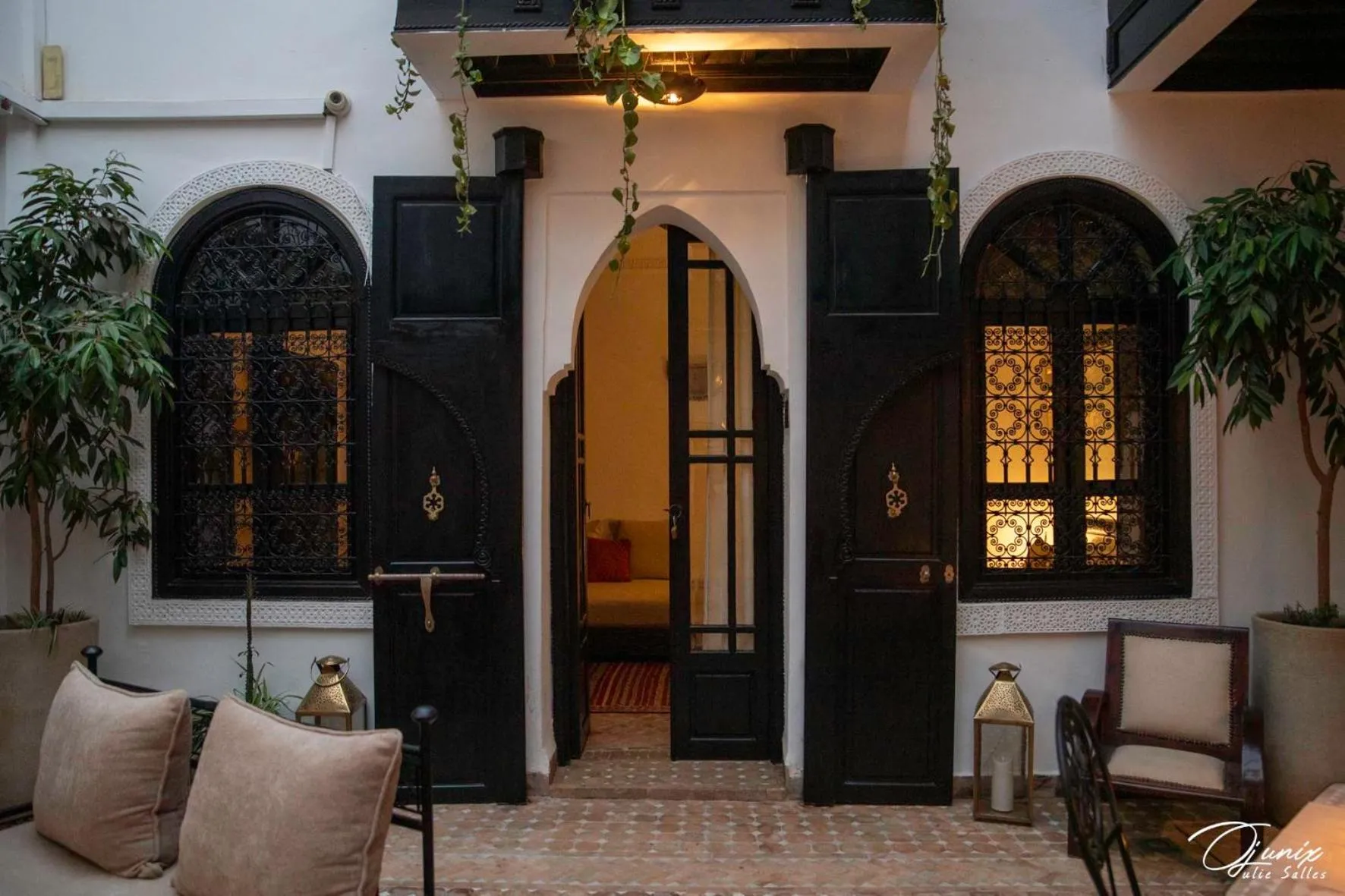 Property building in Riad Zoraida