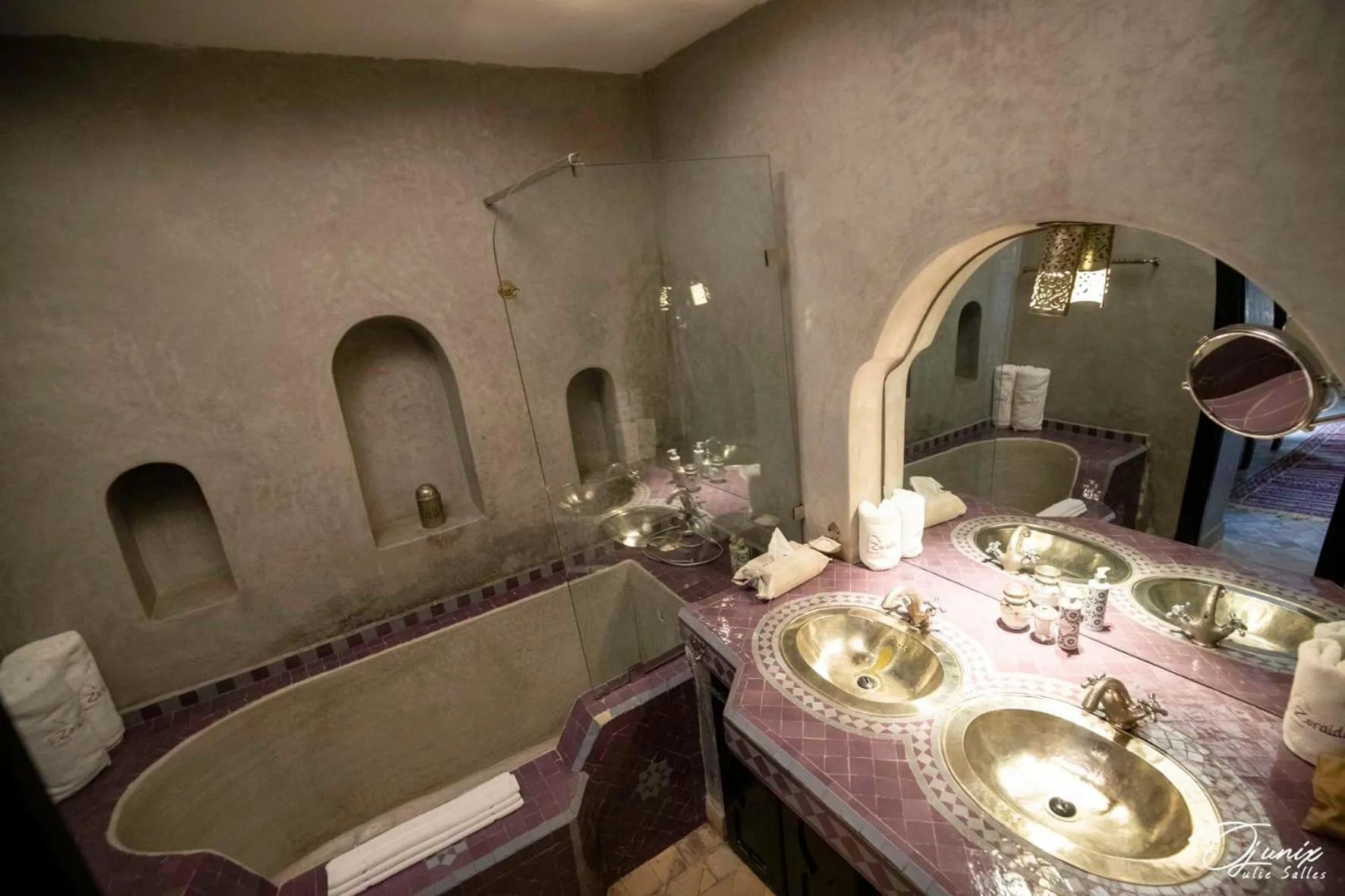 Bathroom in Riad Zoraida