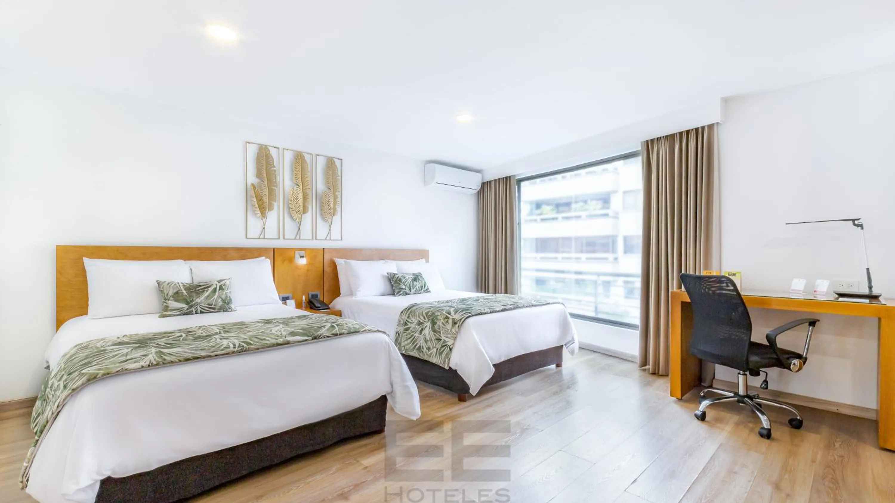 Bed in Hotel Leblon Suites Milla de Oro