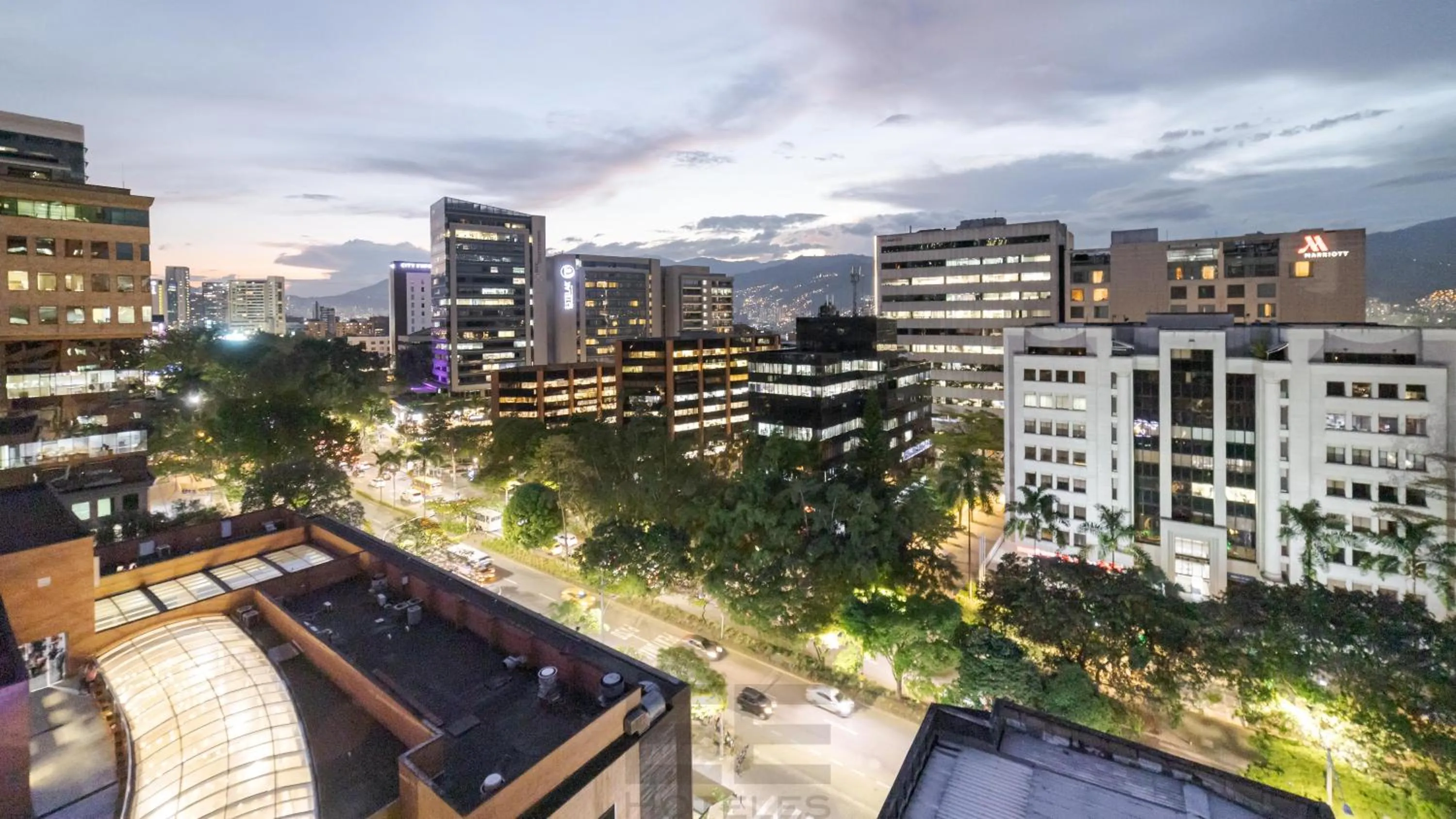 City view in Hotel Leblon Suites Milla de Oro