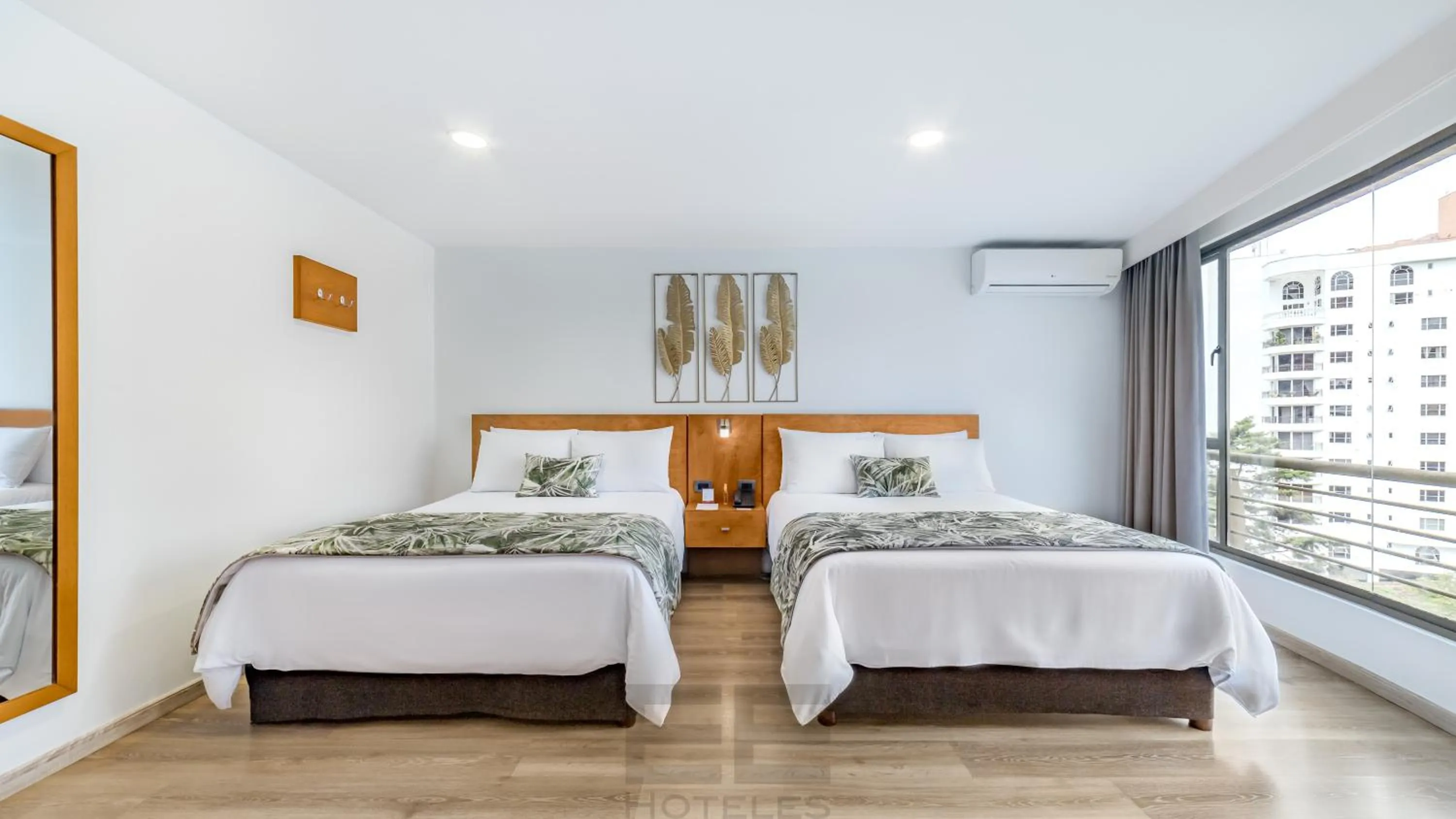 Bed in Hotel Leblon Suites Milla de Oro