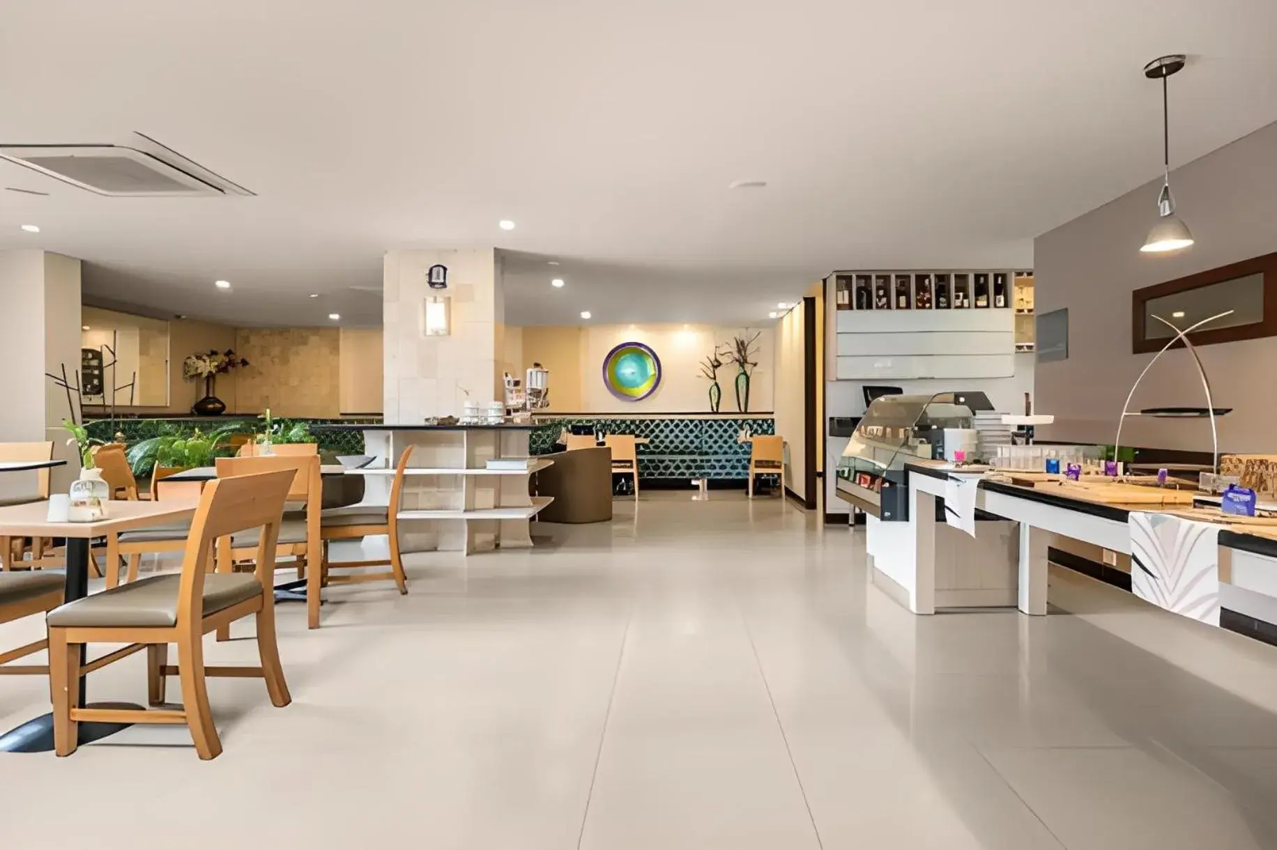 Restaurant/places to eat in Hotel Leblon Suites Milla de Oro Restaurant/places to eat in Hotel Leblon Suites Milla de Oro