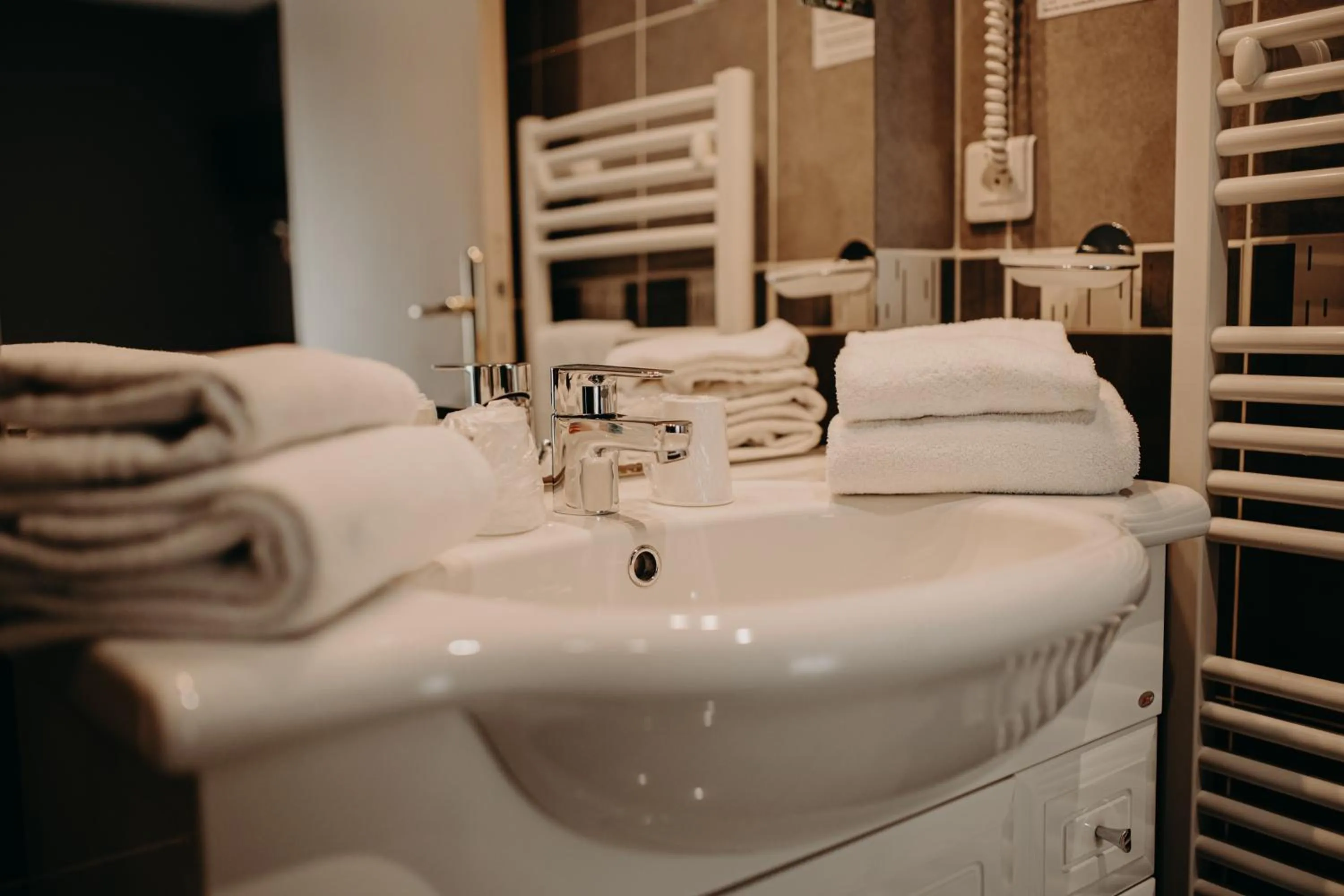Bathroom in Logis - Hotel Restaurant du Parc
