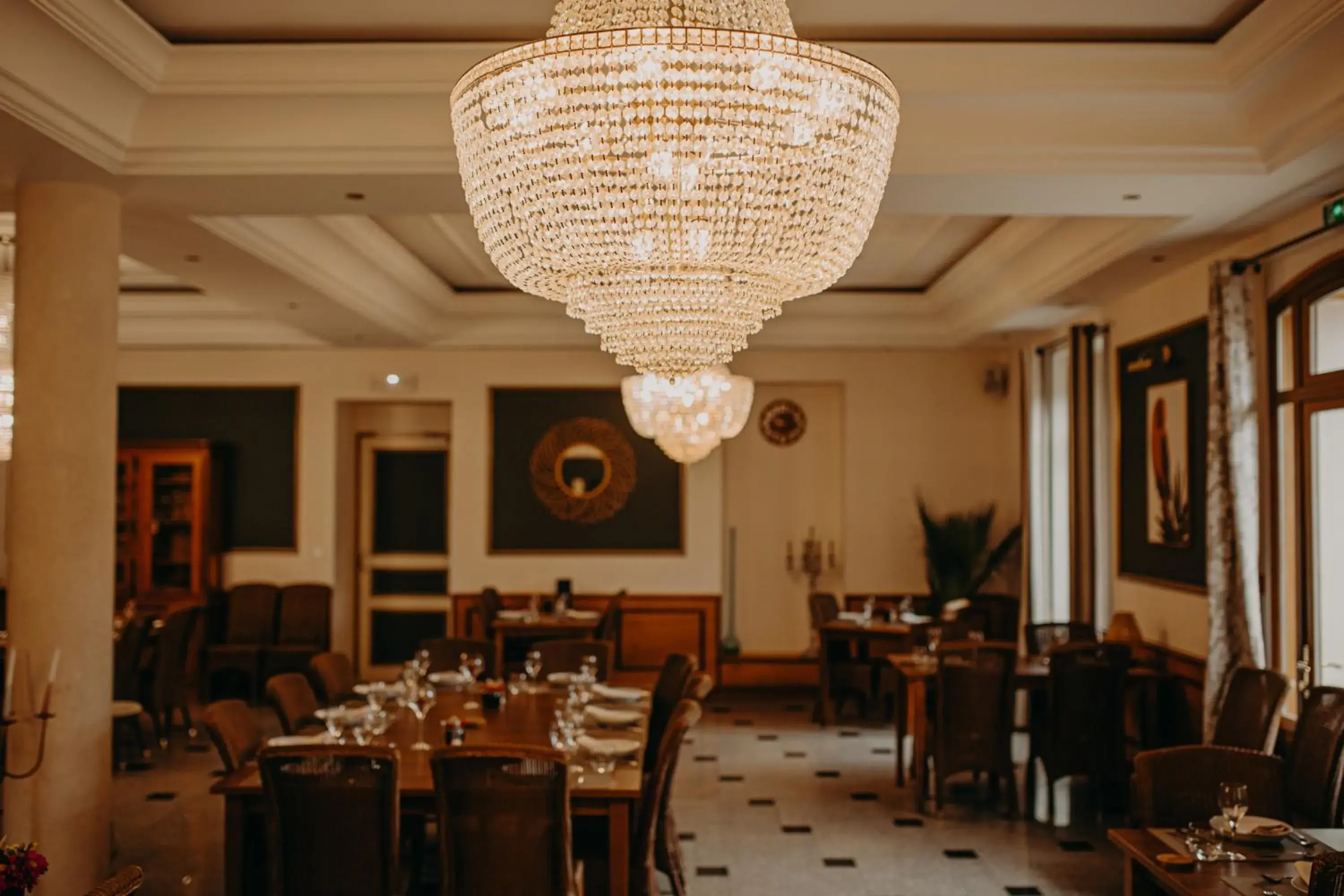 Restaurant/places to eat in Logis - Hotel Restaurant du Parc Restaurant/places to eat in Logis - Hotel Restaurant du Parc