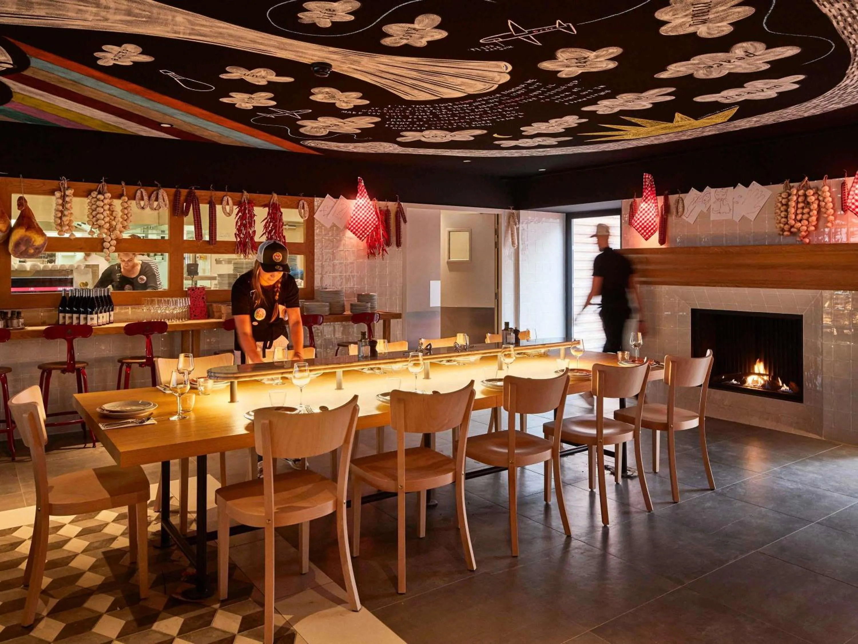 Restaurant/places to eat in Mama Shelter Toulouse