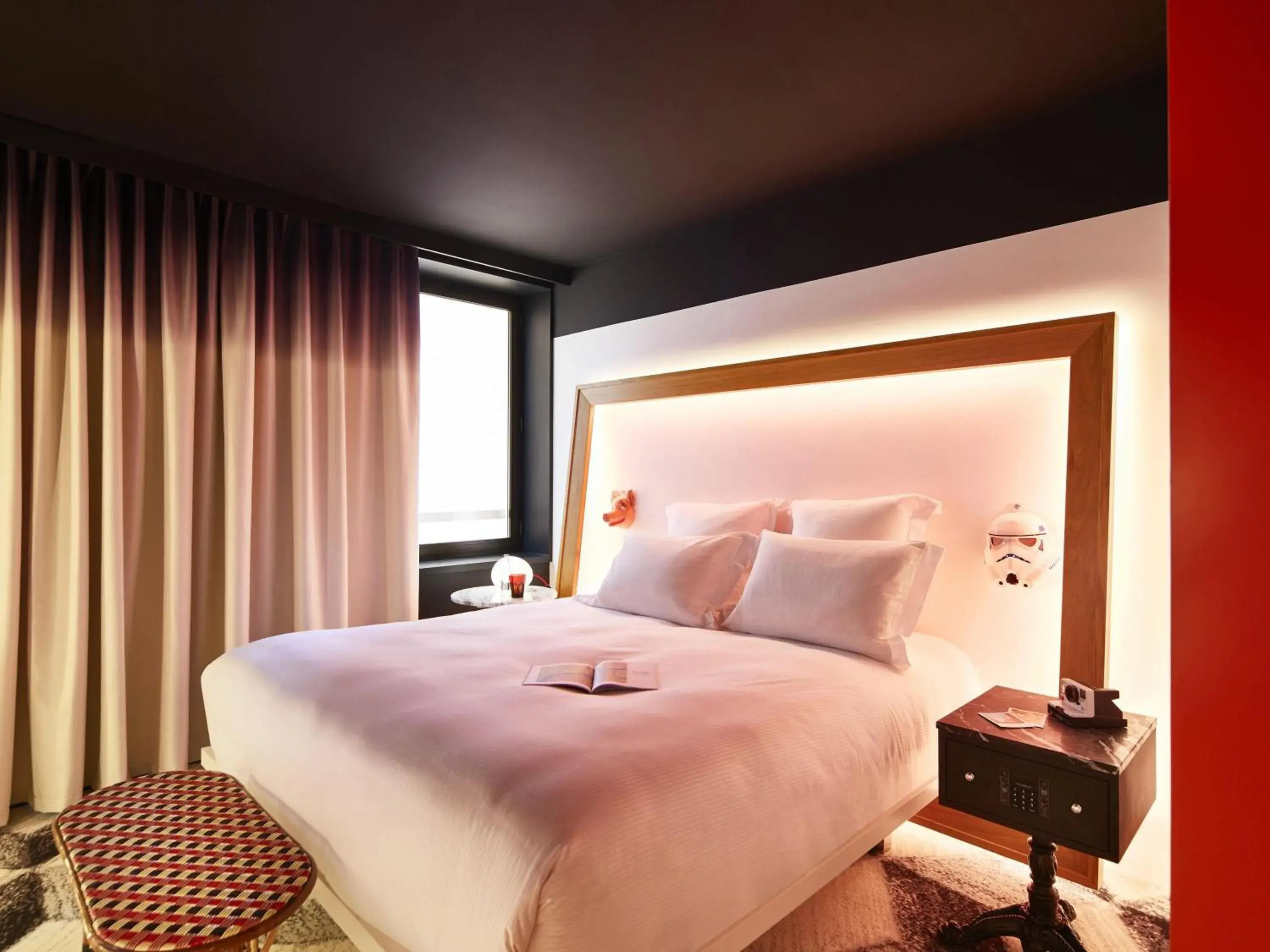 Bedroom, Bed in Mama Shelter Toulouse Bedroom, Bed in Mama Shelter Toulouse