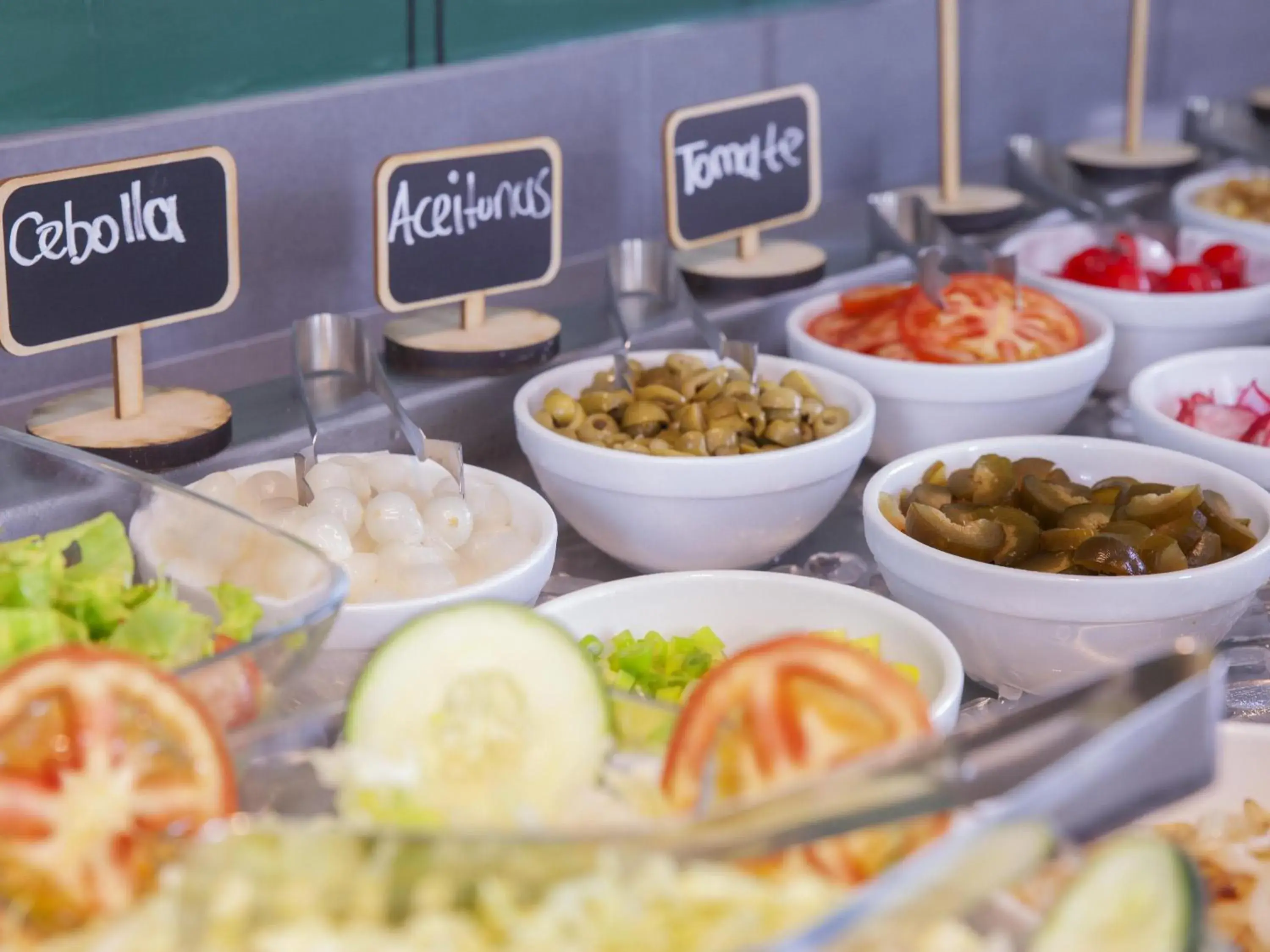 Restaurant/places to eat in ibis Apartado Restaurant/places to eat in ibis Apartado