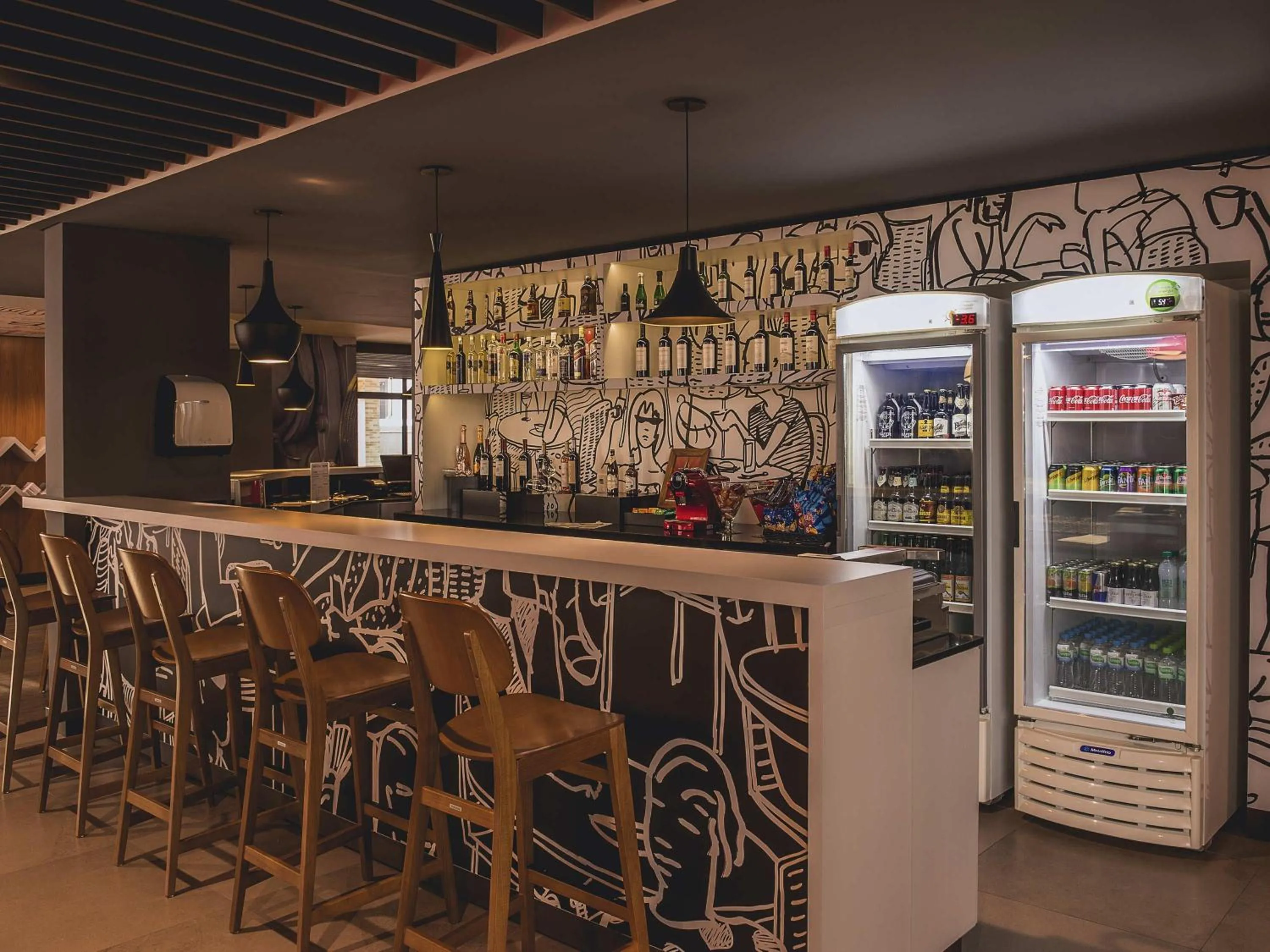 Lounge or bar in ibis Carlos Barbosa
