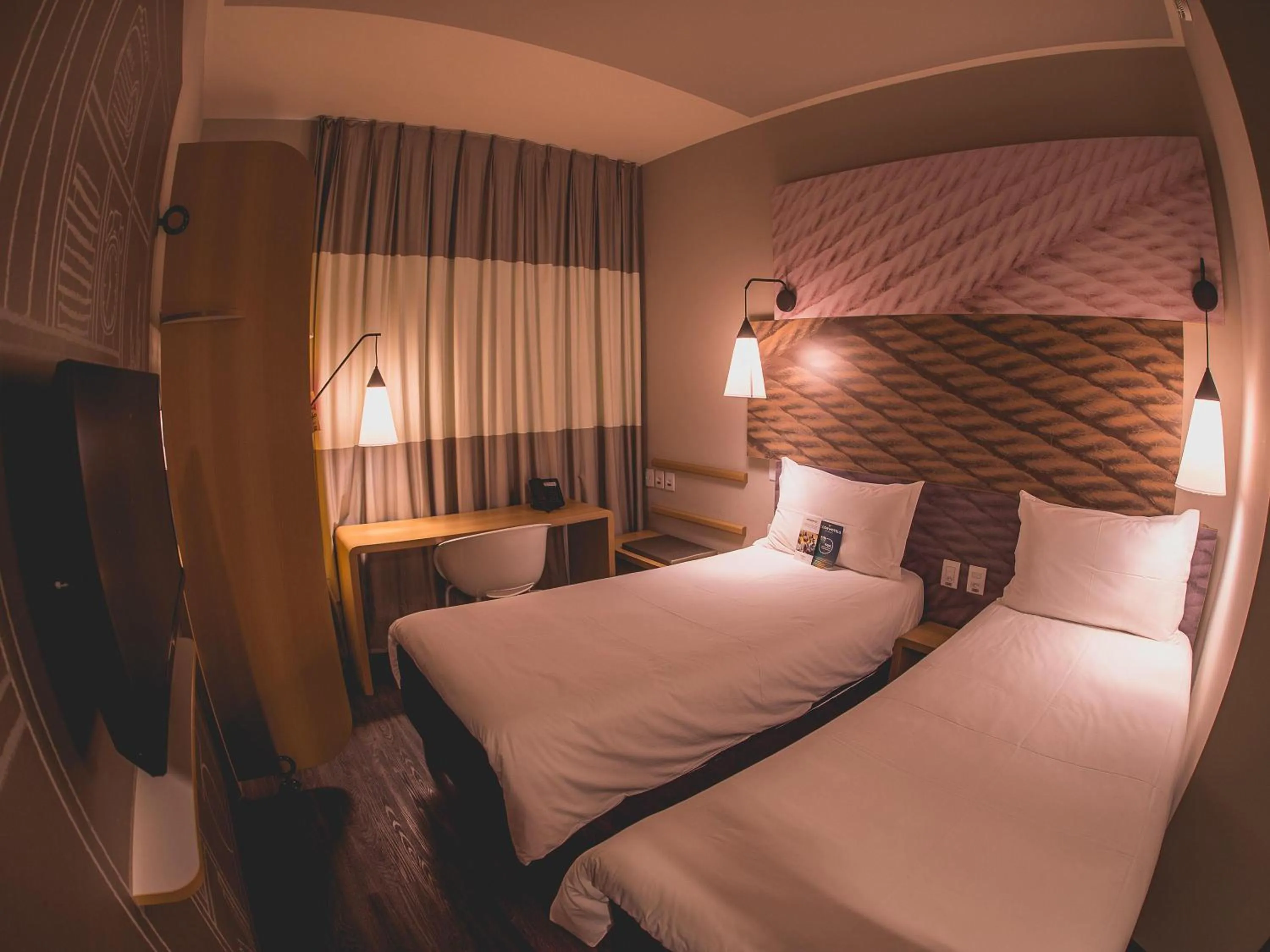 Bedroom, Bed in ibis Carlos Barbosa