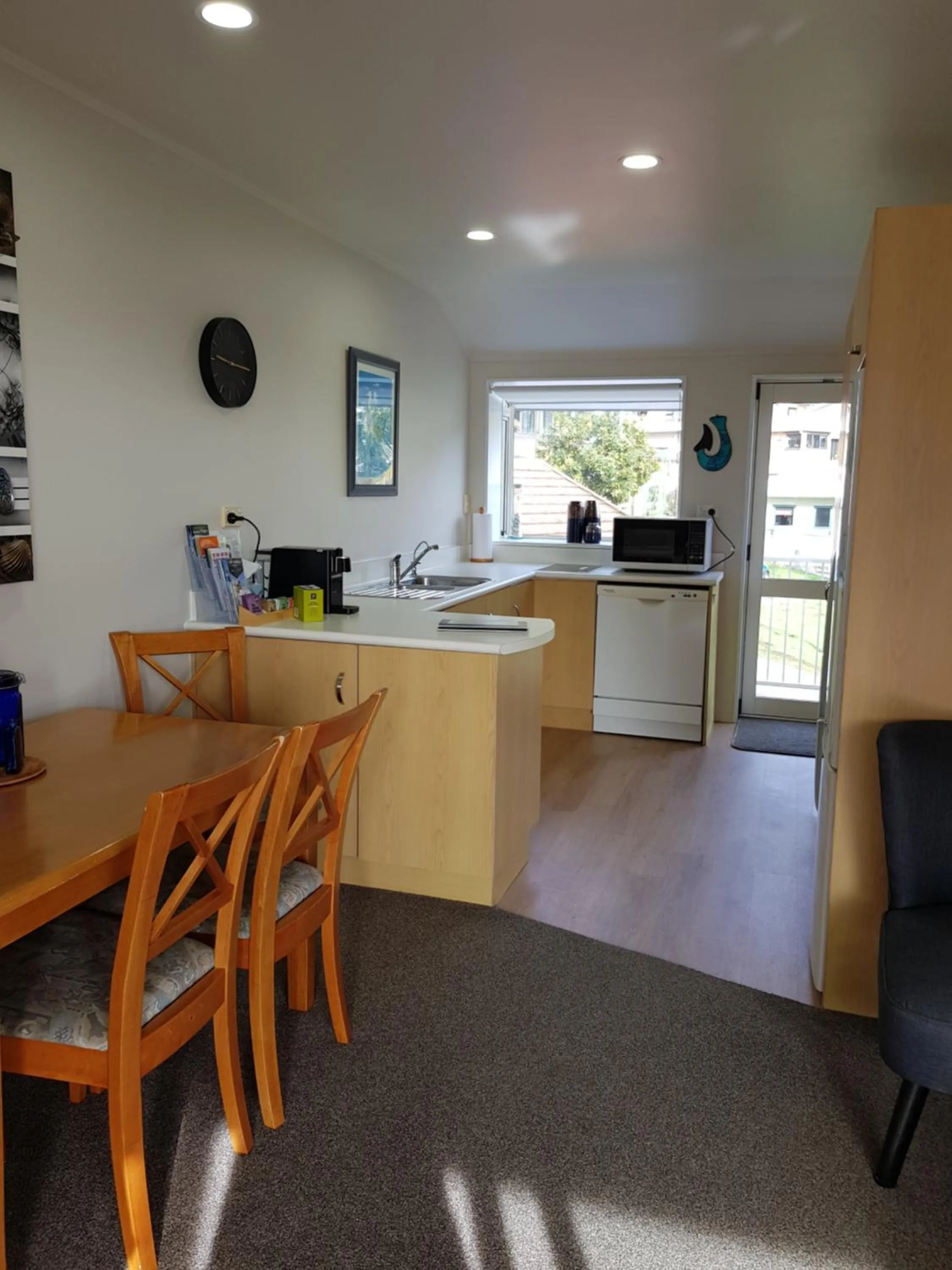 Kitchen or kitchenette in Paihia Apartments