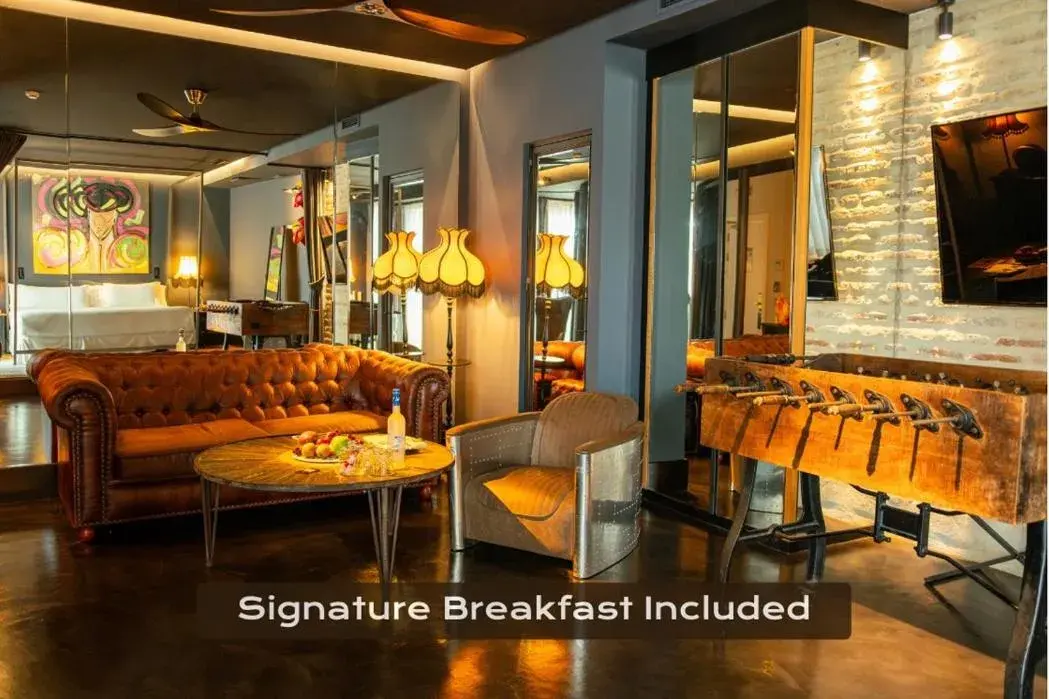 Hotel Lobby Hotel Lobby