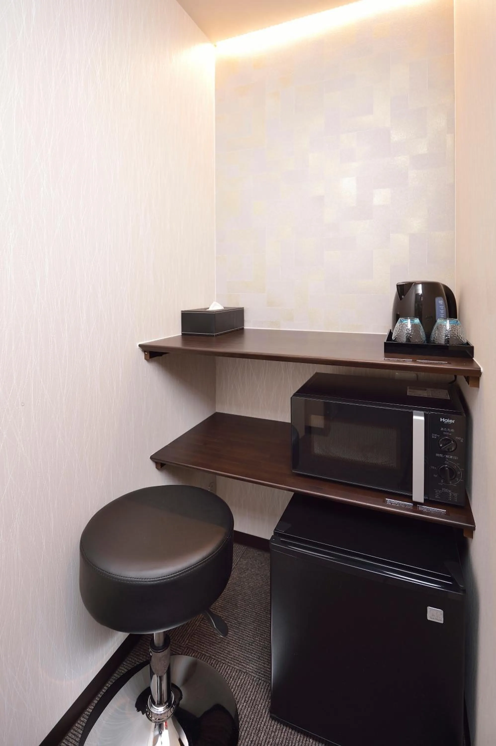 Kitchen or kitchenette in UU Inn Kyoto