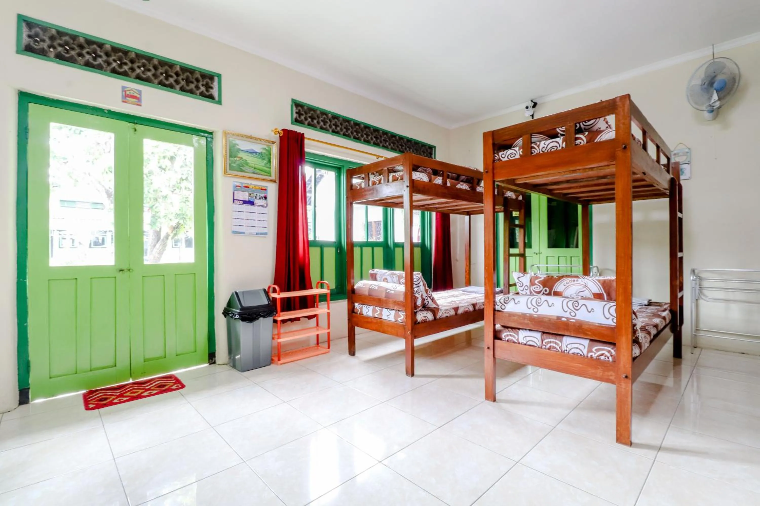 bunk bed, Bed in Bahagia Sederhana Homestay