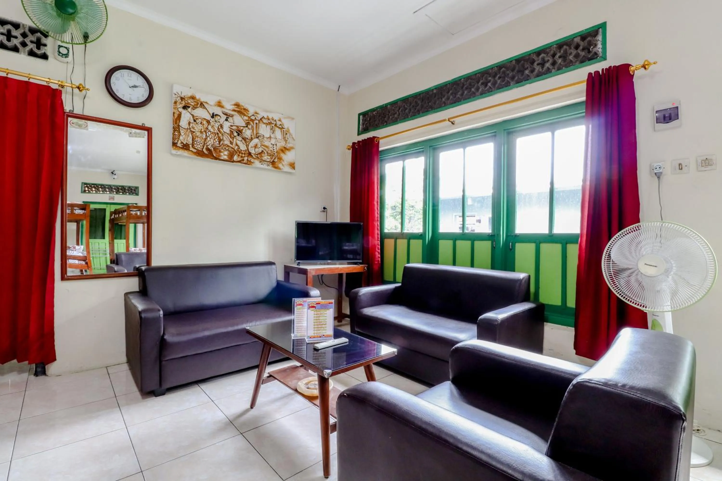 Lobby or reception in Bahagia Sederhana Homestay