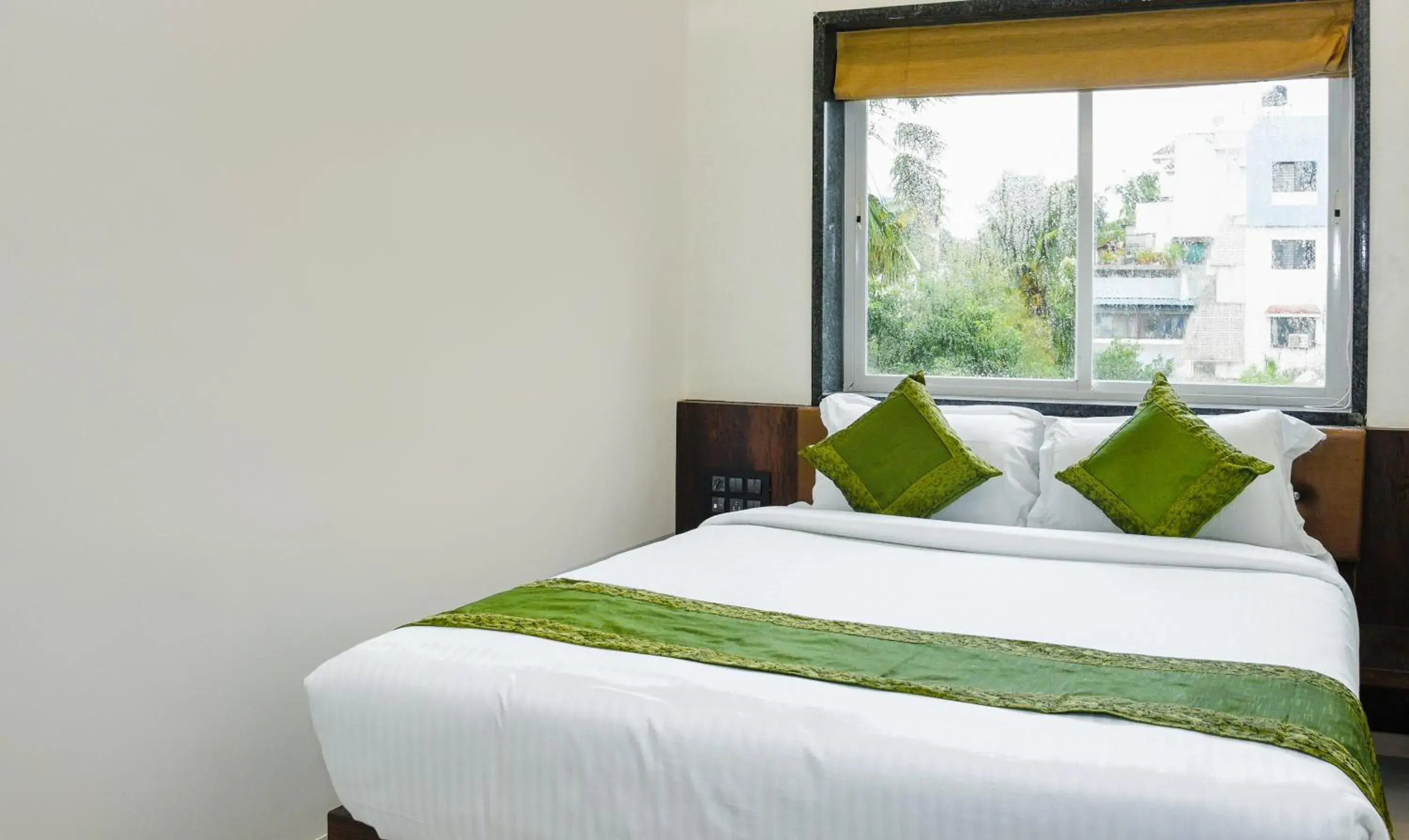 Bedroom, Bed in Treebo Malhaar Regency Bedroom, Bed in Treebo Malhaar Regency