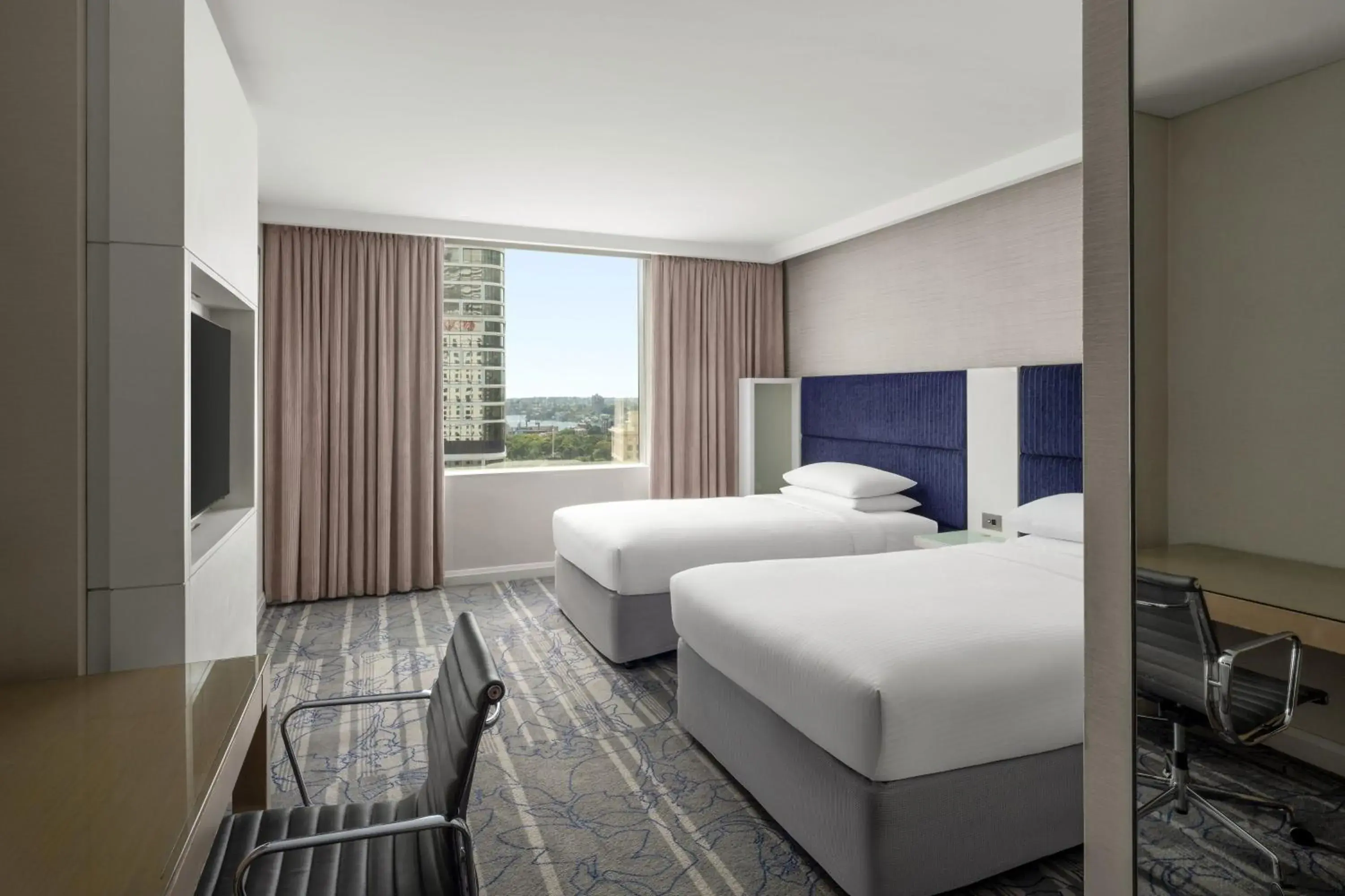 Guest room, 2 Double Beds with Opera House View in Sydney Harbour Marriott Hotel at Circular Quay Guest room, 2 Double Beds with Opera House View in Sydney Harbour Marriott Hotel at Circular Quay