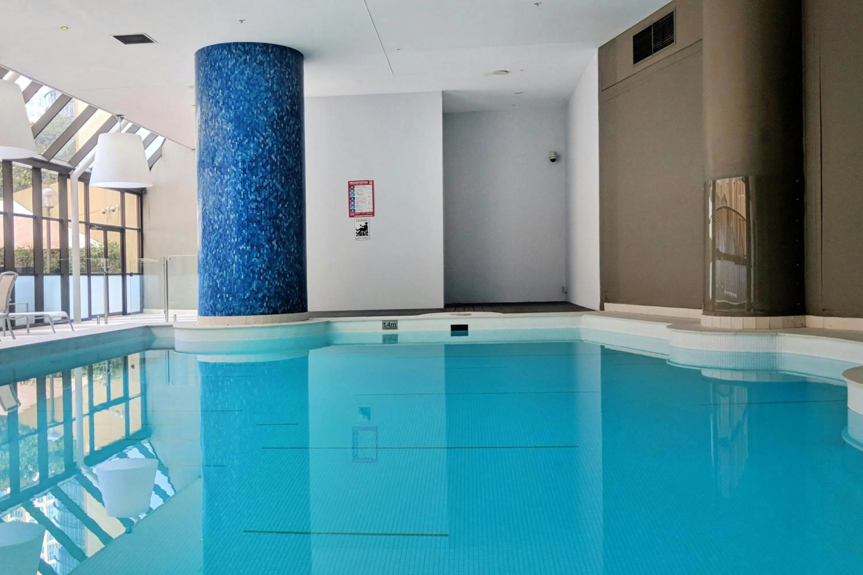 Swimming pool in Sydney Harbour Marriott Hotel at Circular Quay