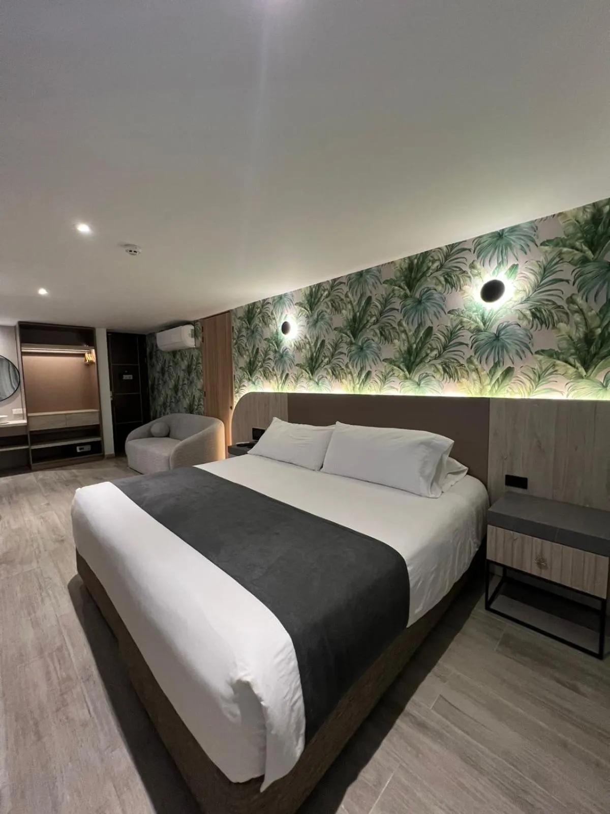 Bed in Zi One Luxury Hotel